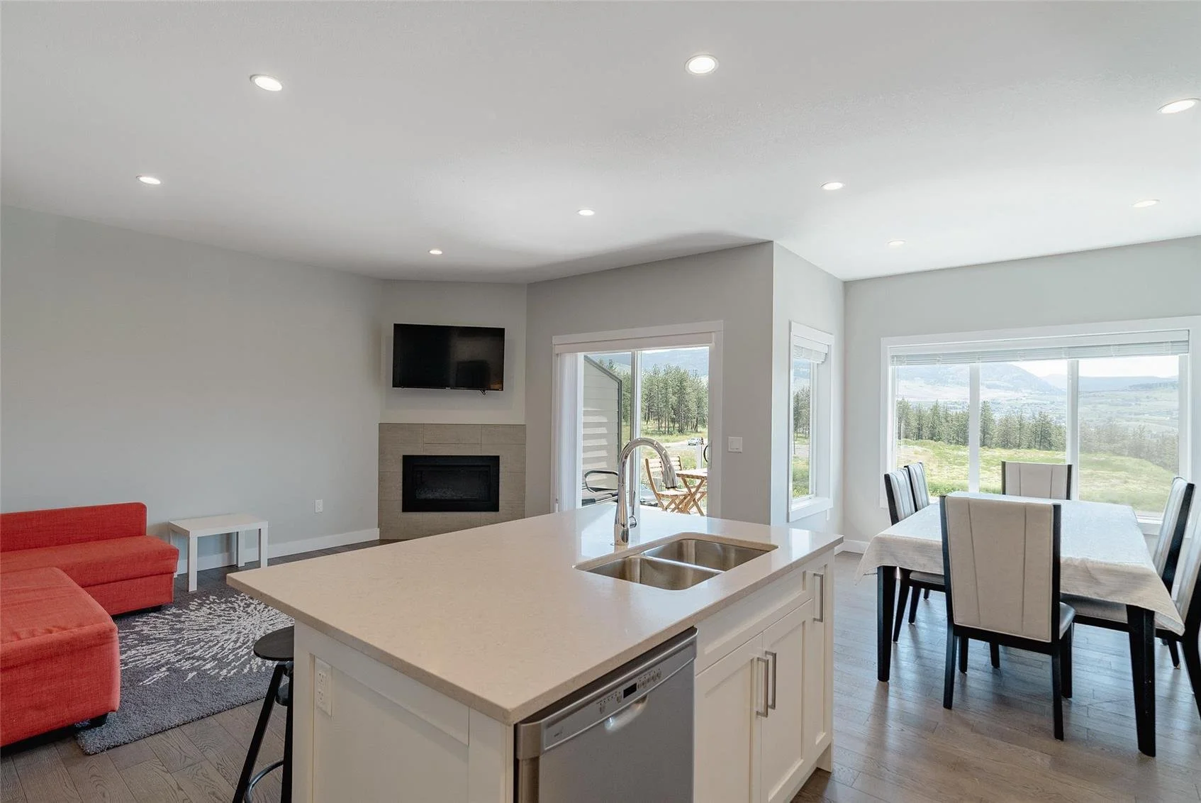 113-3075-vint-road-kelowna-ubco-deerhurst-estates-townhouse-for-sale-32.jpeg