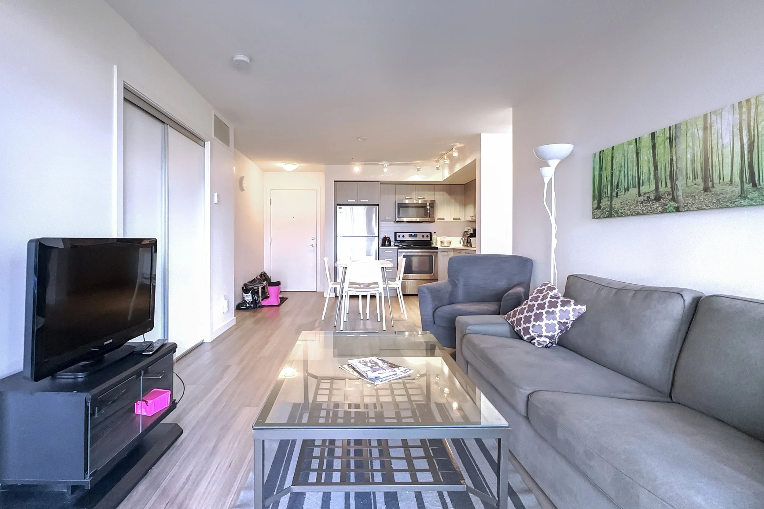 img-218-775-academy-way-kelowna-u-three-condo-for-sale-06.jpg