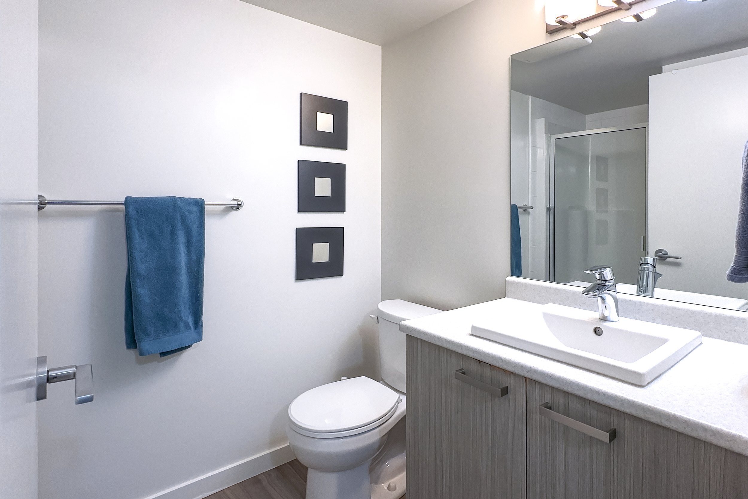 img-218-775-academy-way-kelowna-u-three-condo-for-sale-17.jpg