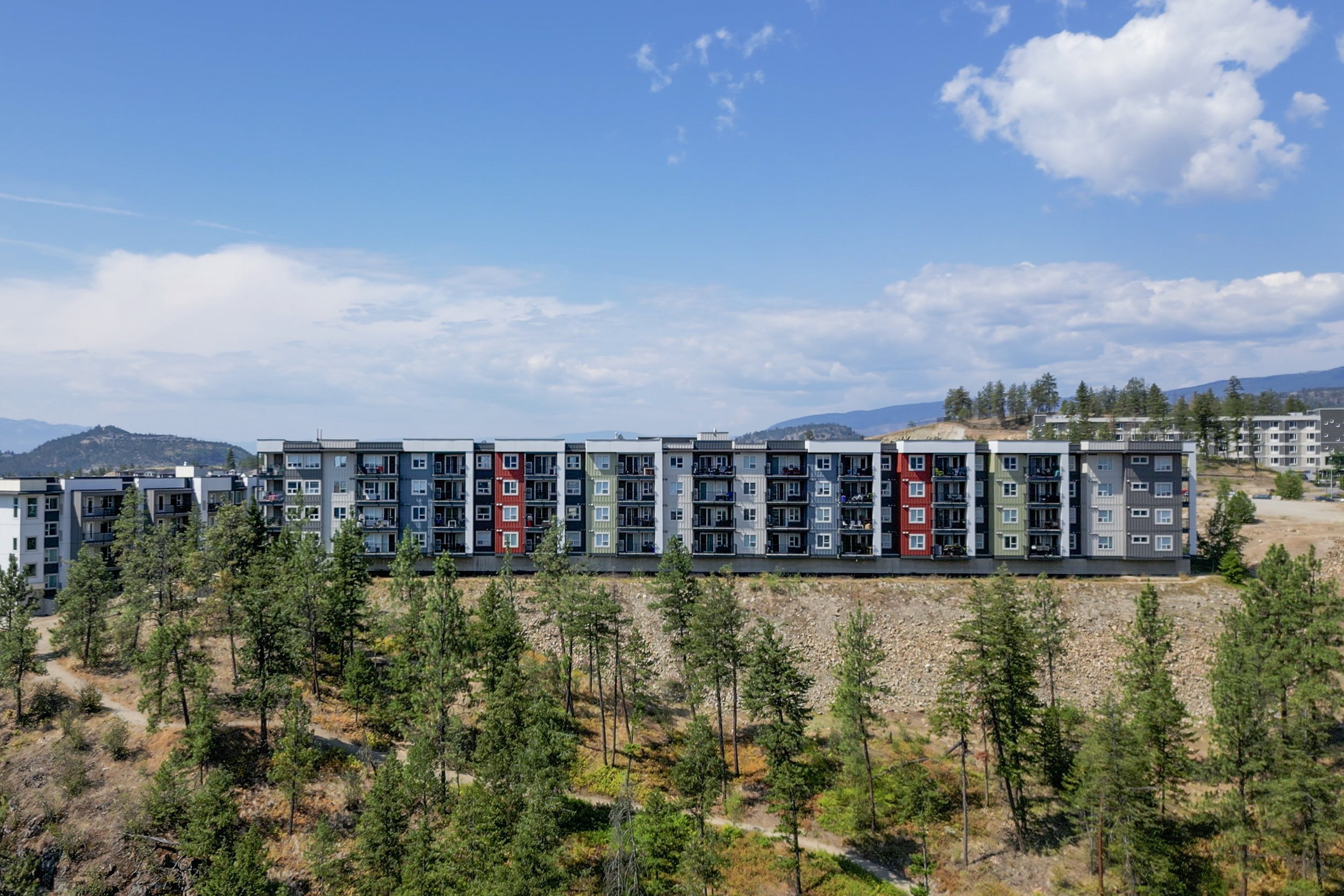 img-218-775-academy-way-kelowna-u-three-condo-for-sale-26.jpg