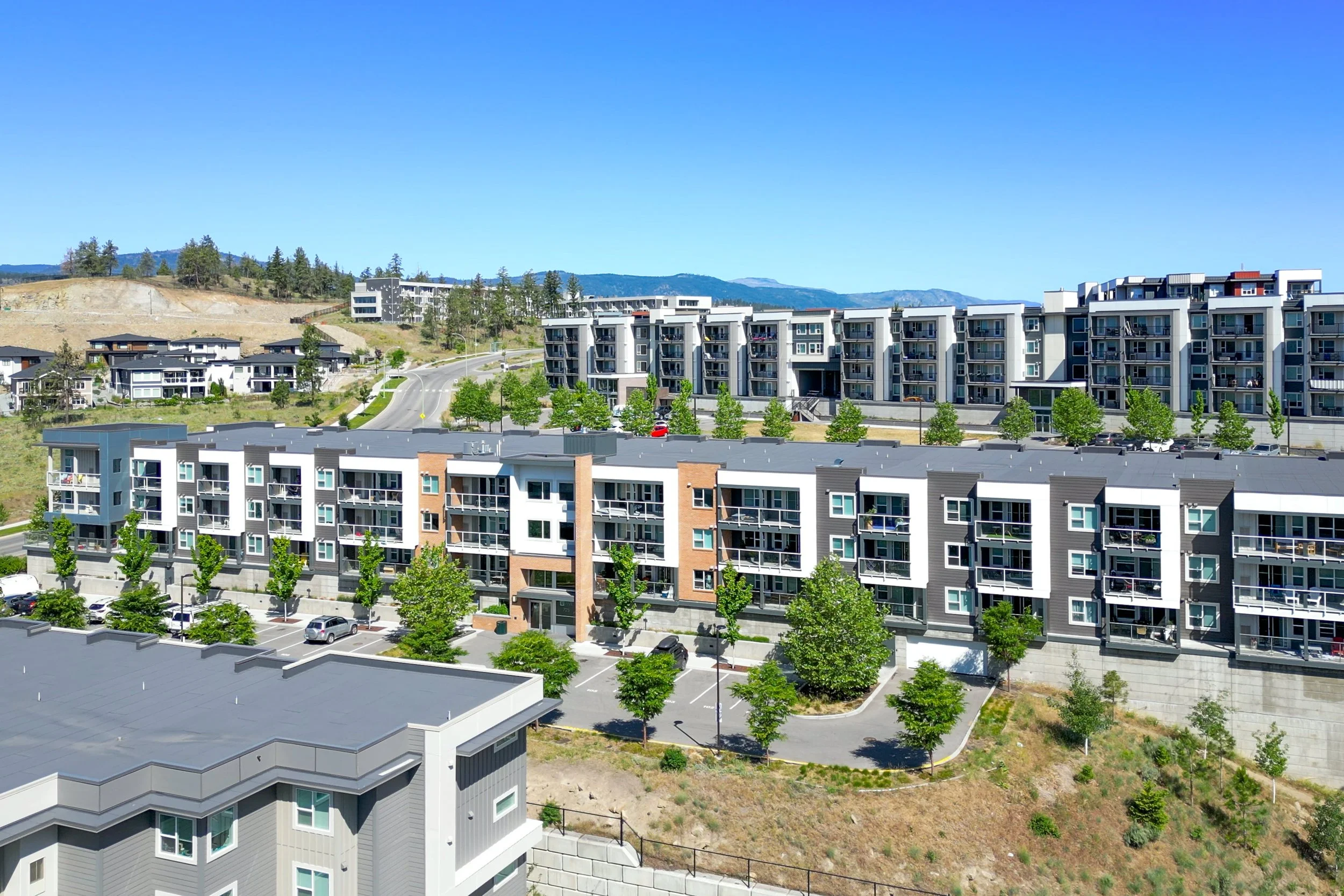 img-ph5-725-academy-way-u-five-condo-for-sale-3.jpg