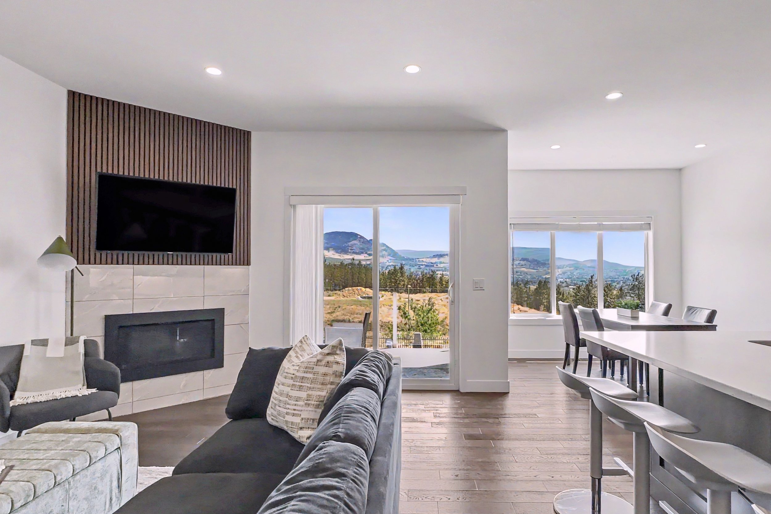 img-115-3075-vint-road-townhouse-ubco-for-sale-14.jpg