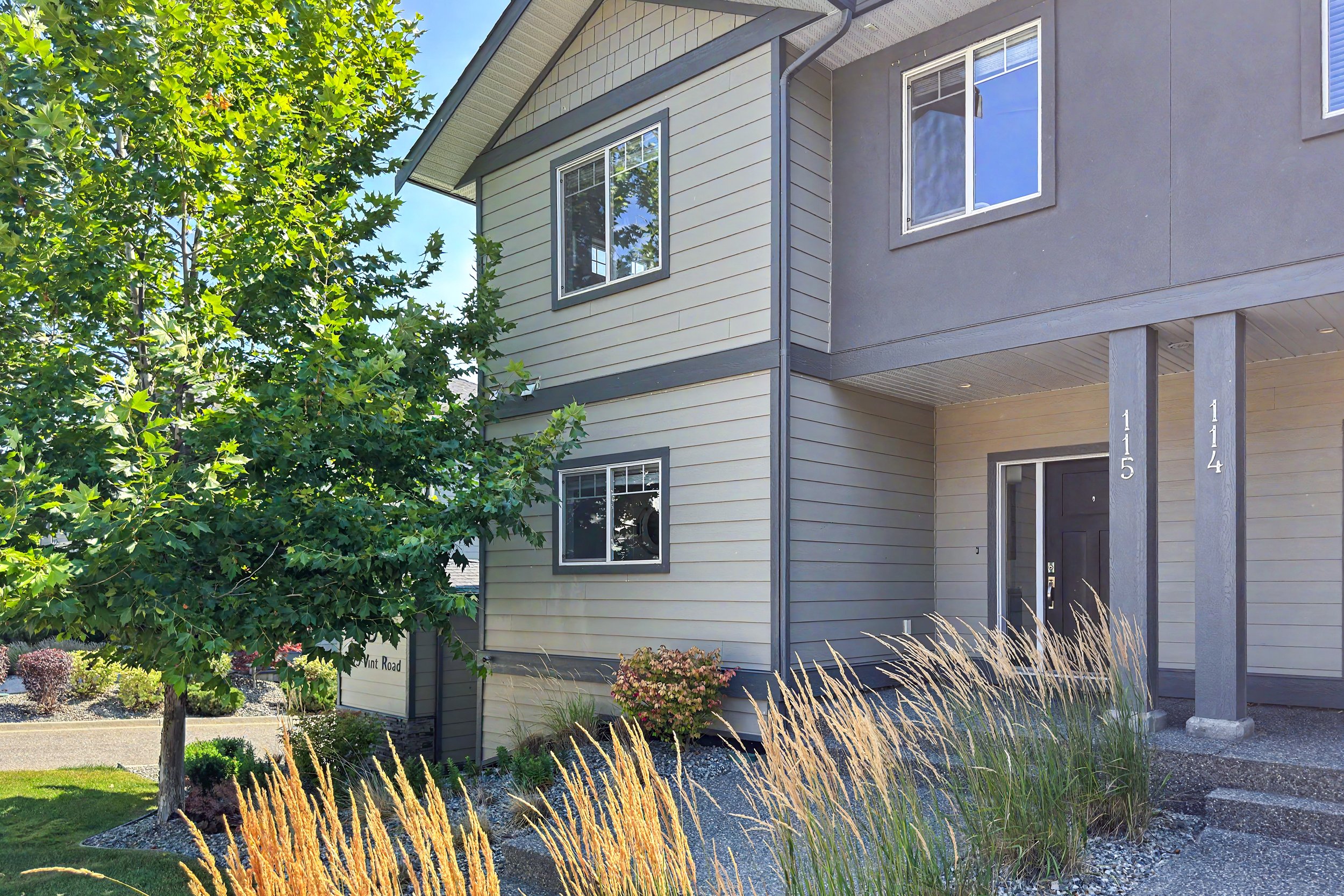 img-115-3075-vint-road-townhouse-ubco-for-sale-38.jpg