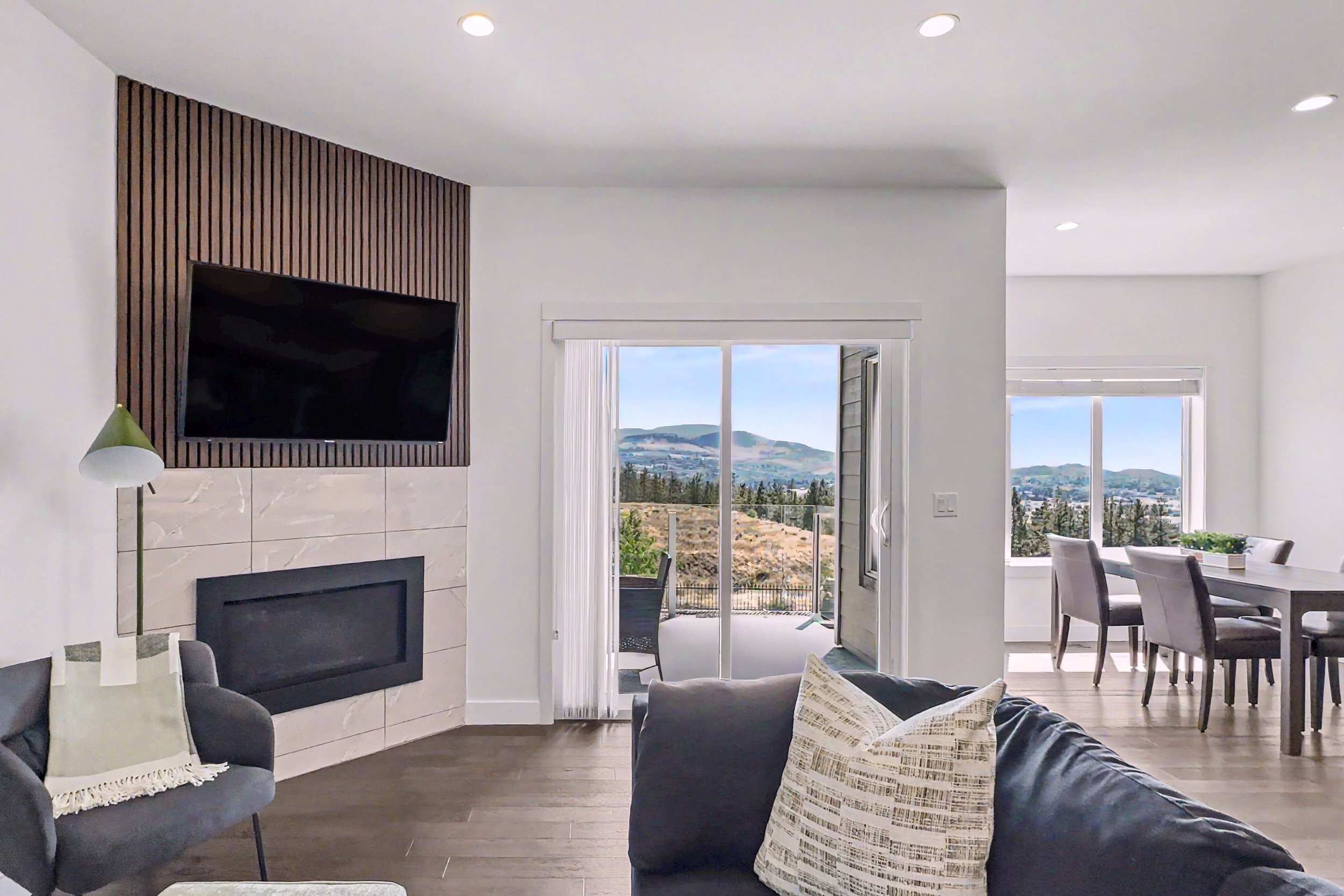 img-115-3075-vint-road-townhouse-ubco-for-sale-10.jpg