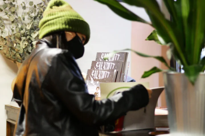 IF YOU DIDN'T KNOW PRINT MATTERS: CURIOUS PUBLISHING &amp; CALAMITY OPEN'S THE NIGHT WITH A MAGAZINE RELEASE AND IT'S SOLD OUT