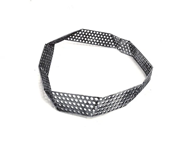 Twisted bangle formed.