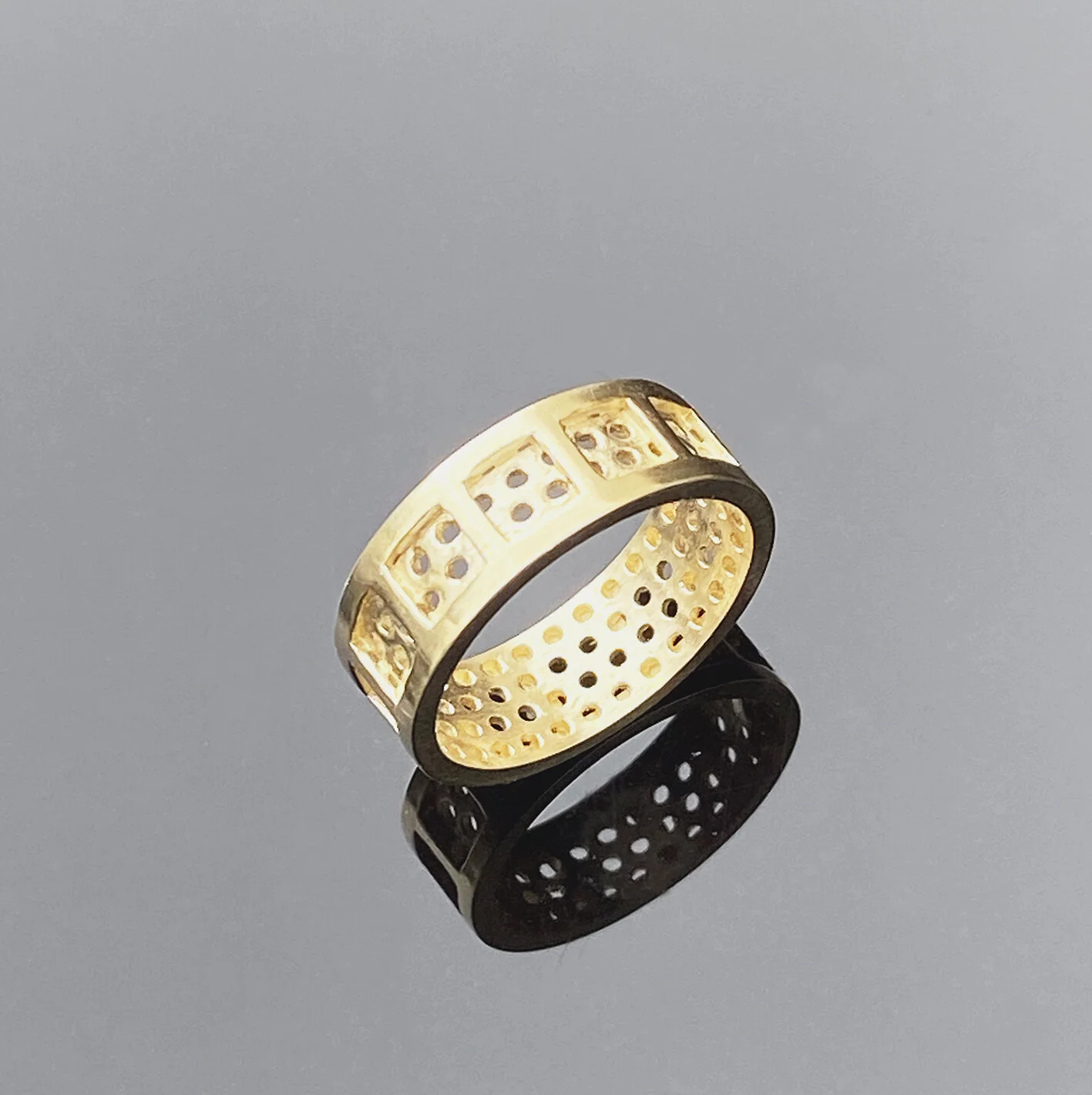 Square and Round Perforation Ring