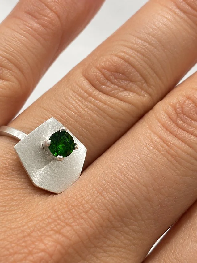chrome diopside worn1.jpg