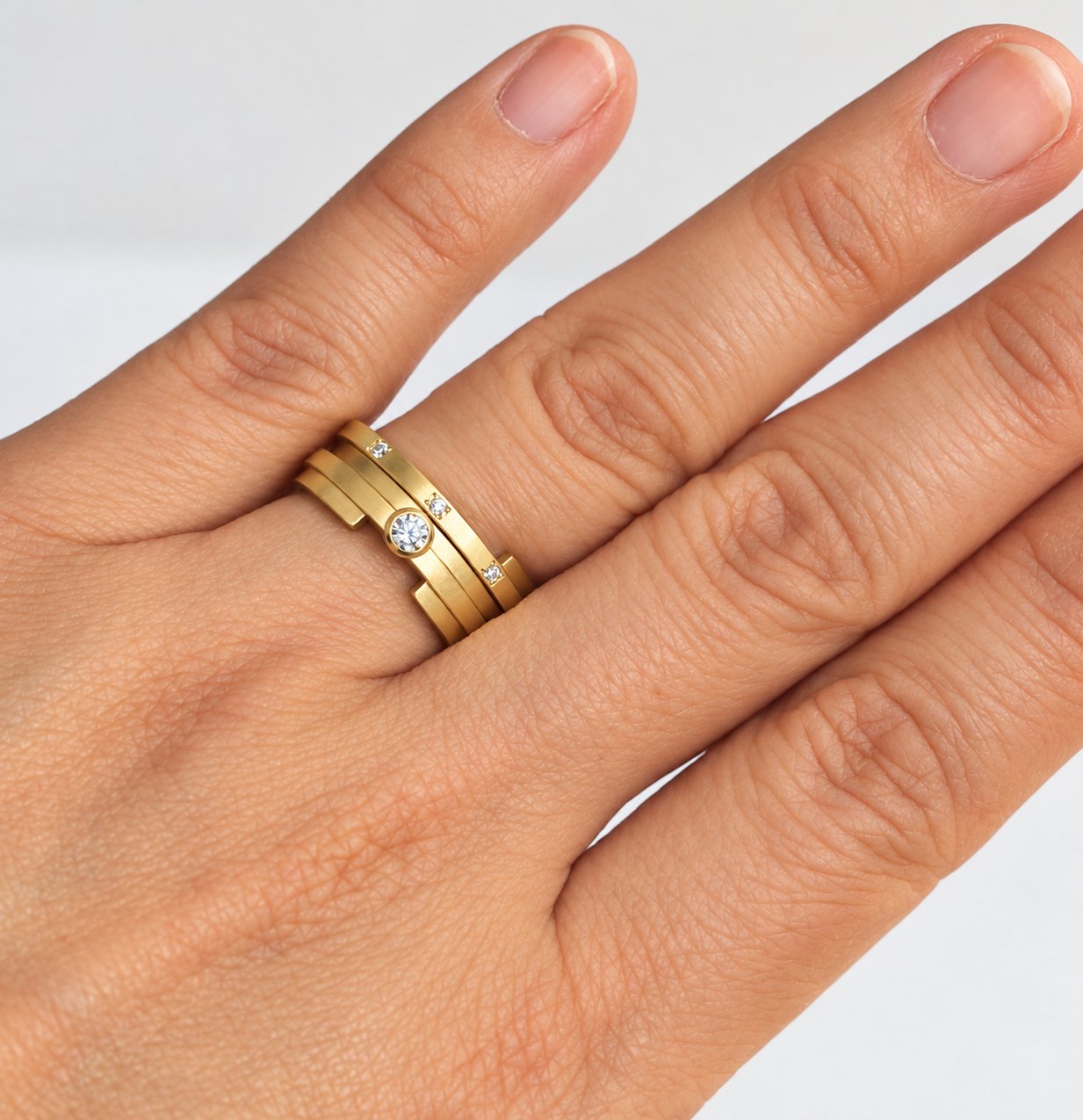 18ctydia ring6.jpg