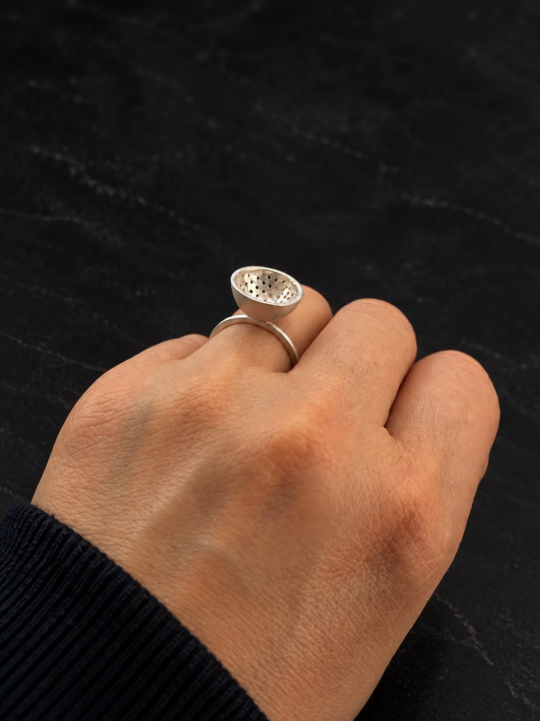 cup silver on.jpg