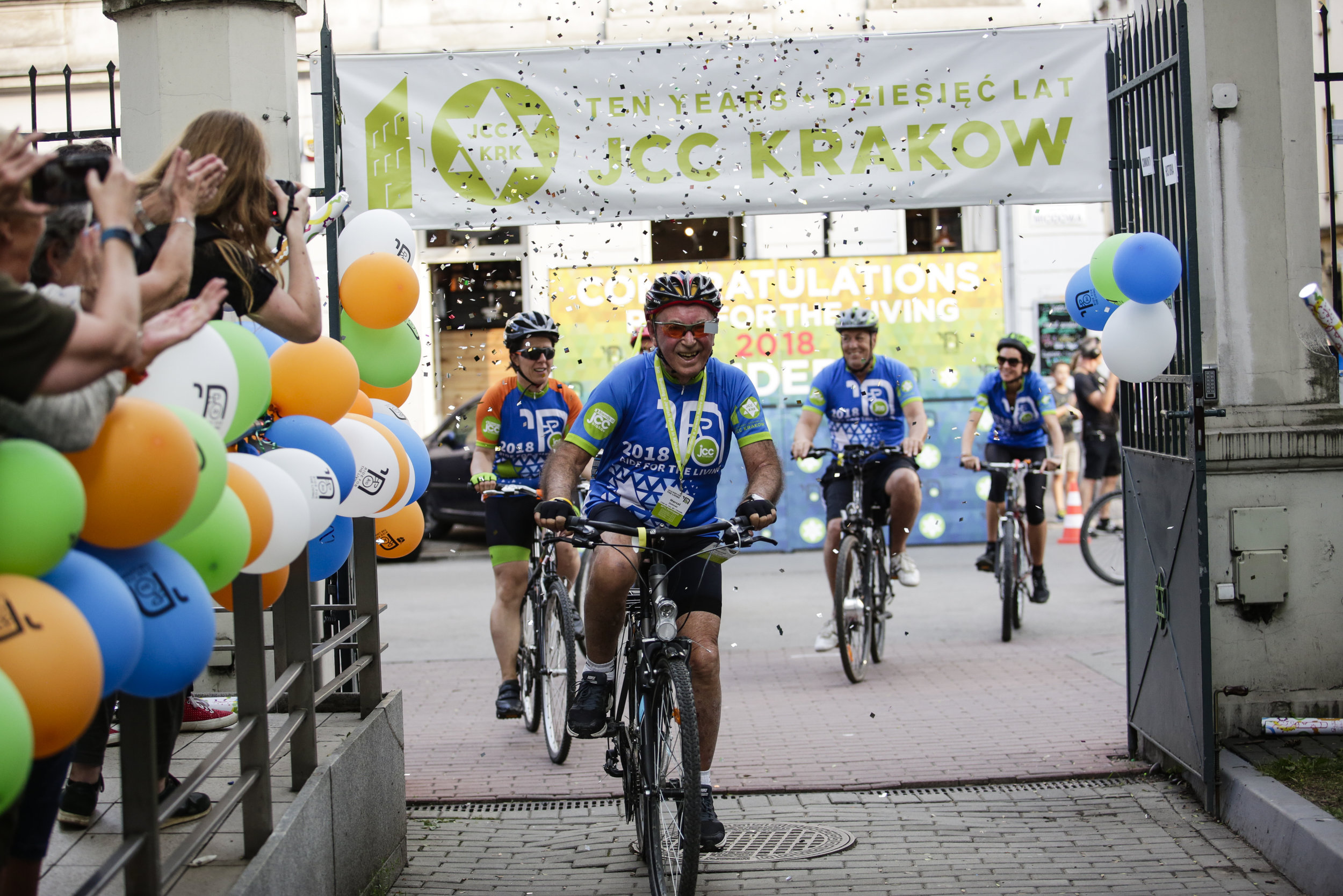 2018 Finish line Marcel.jpg