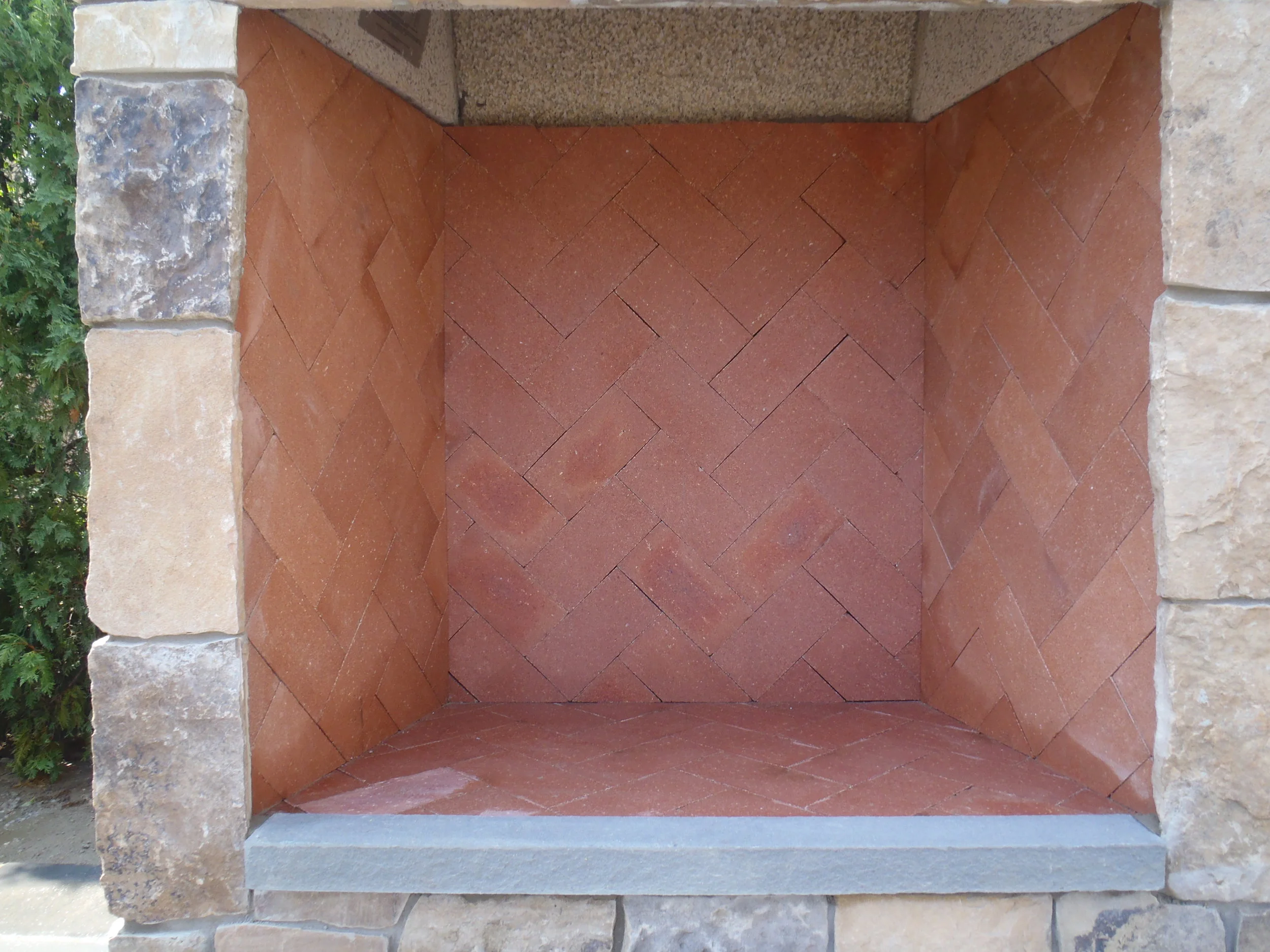 fireplace outdoor.JPG