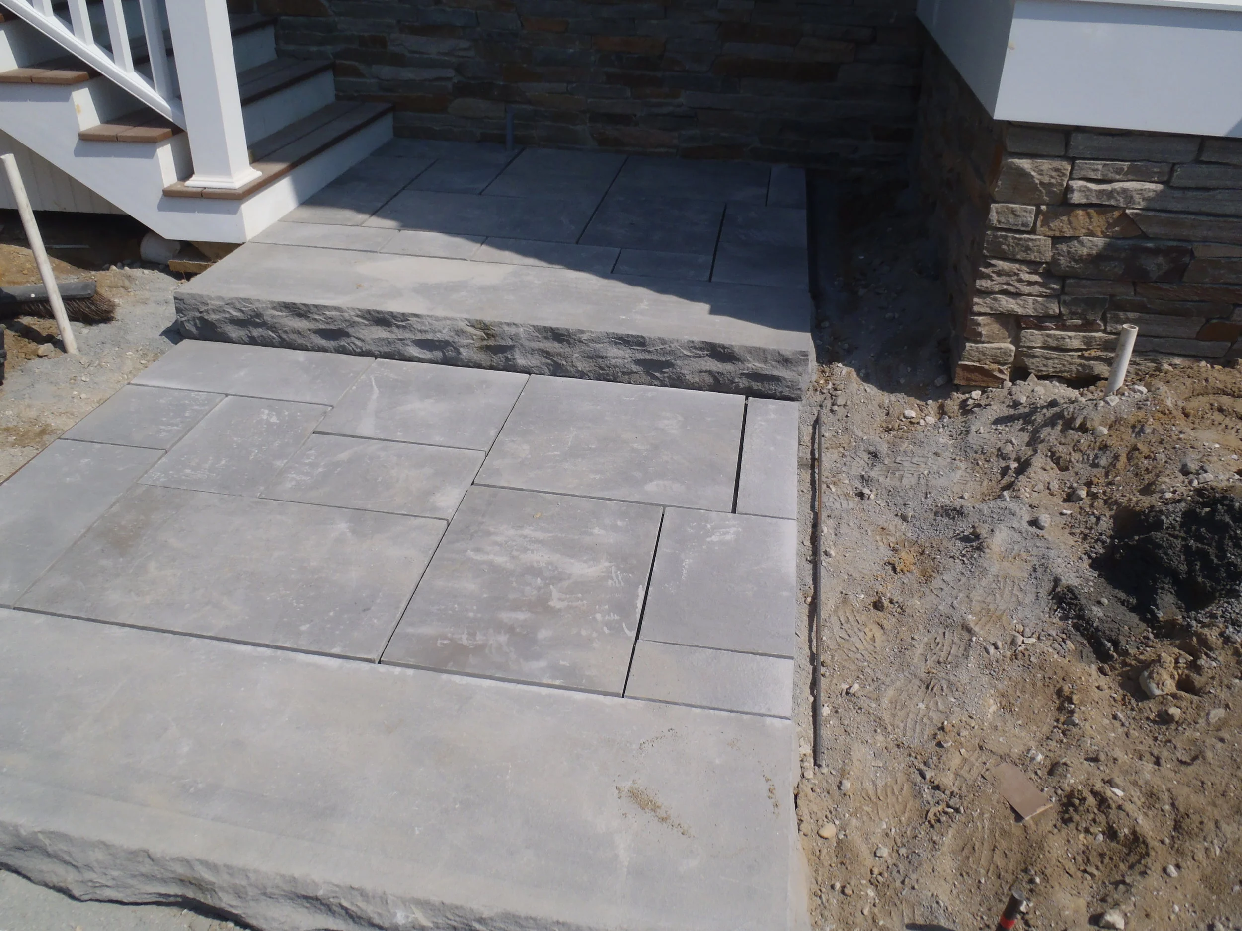 Walkway, steps 2.JPG