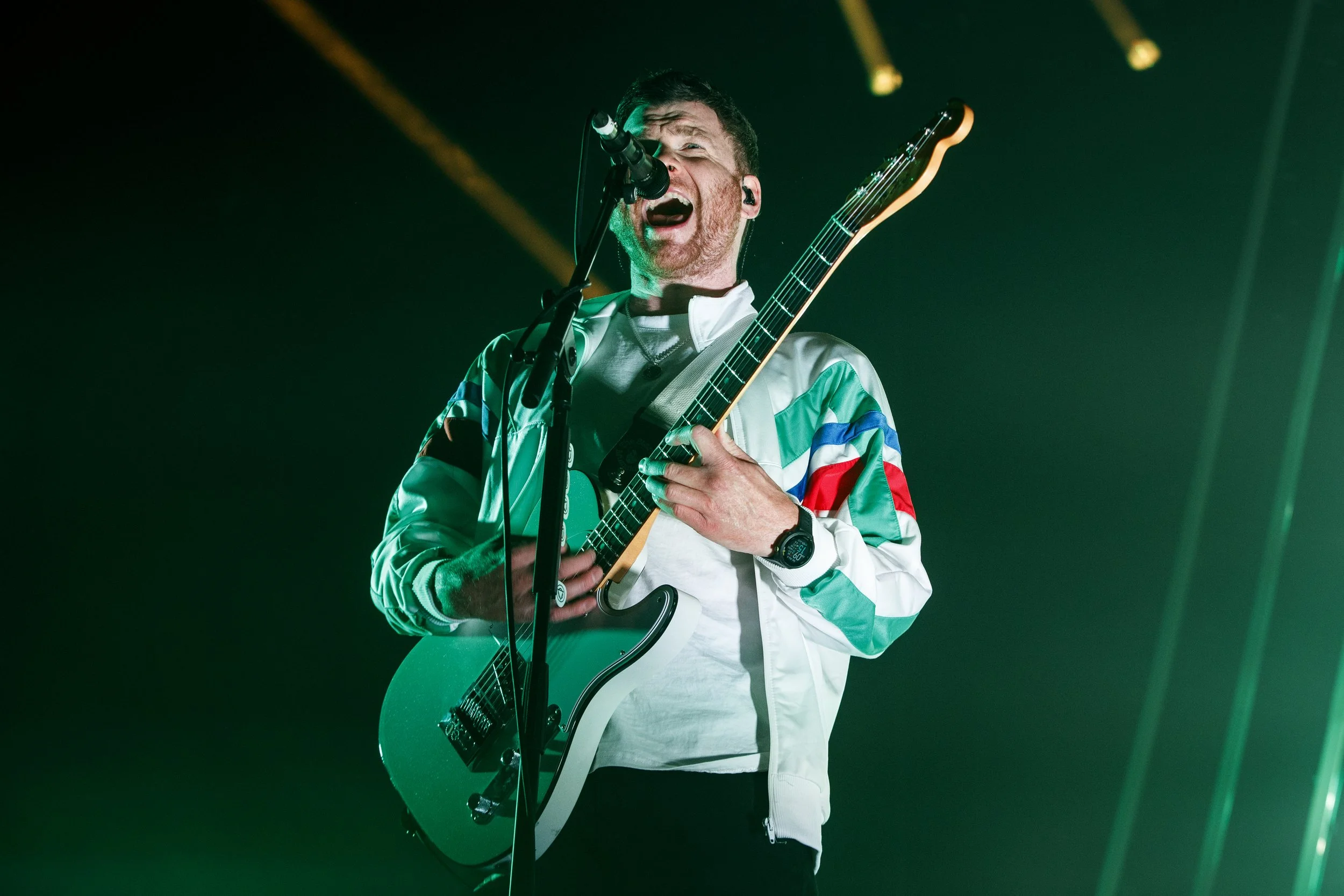 AN2I8651AlexandraPalace-EnterShikari-LloydWinters.jpg
