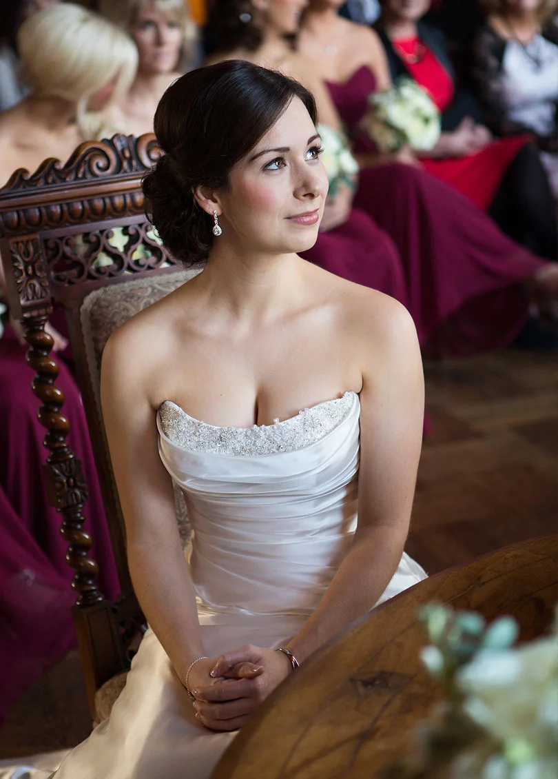 Emma&Rory_Hampton-Court-House_32.jpg