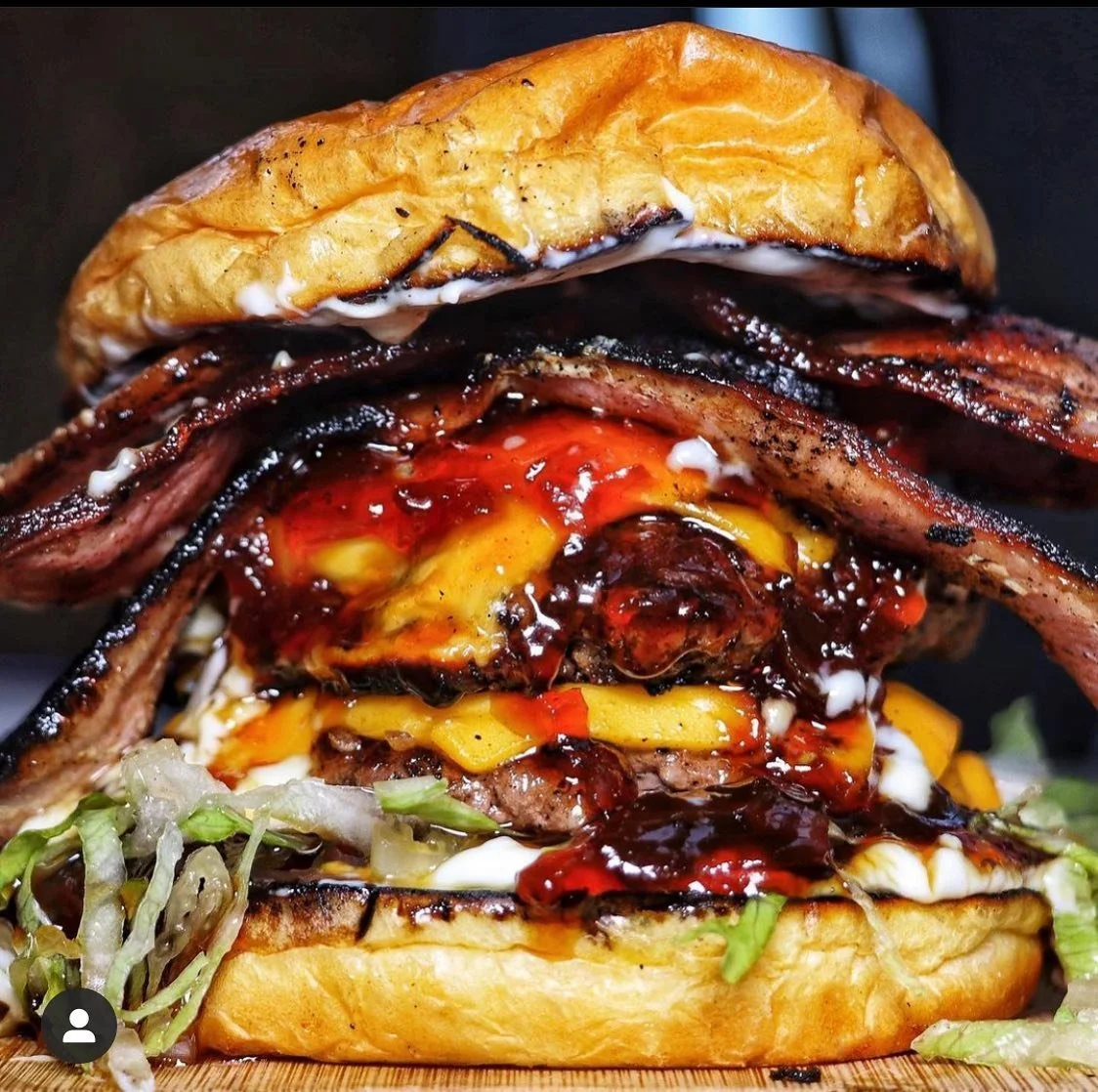 Stacked Burger Co. Pop Up @ Unit 9 Taproom