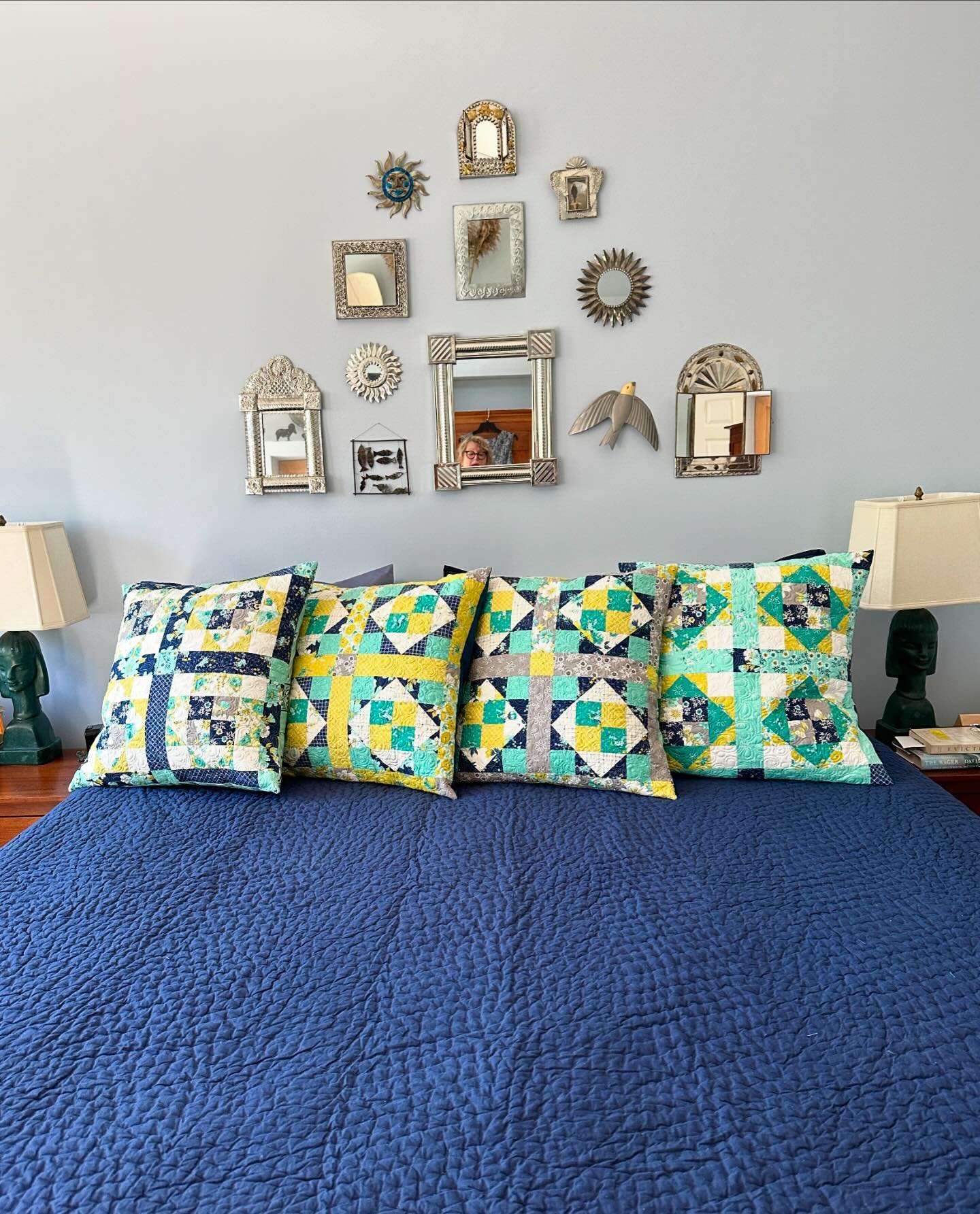 The winter comforter finally came off and in its place are a solid-color throw and these lovely pillows. Originally stitched for Moda's booth at the 2023 @hhamericas show, they're now creating a bright and cheery feel in my bedroom. Thank you, @modaf