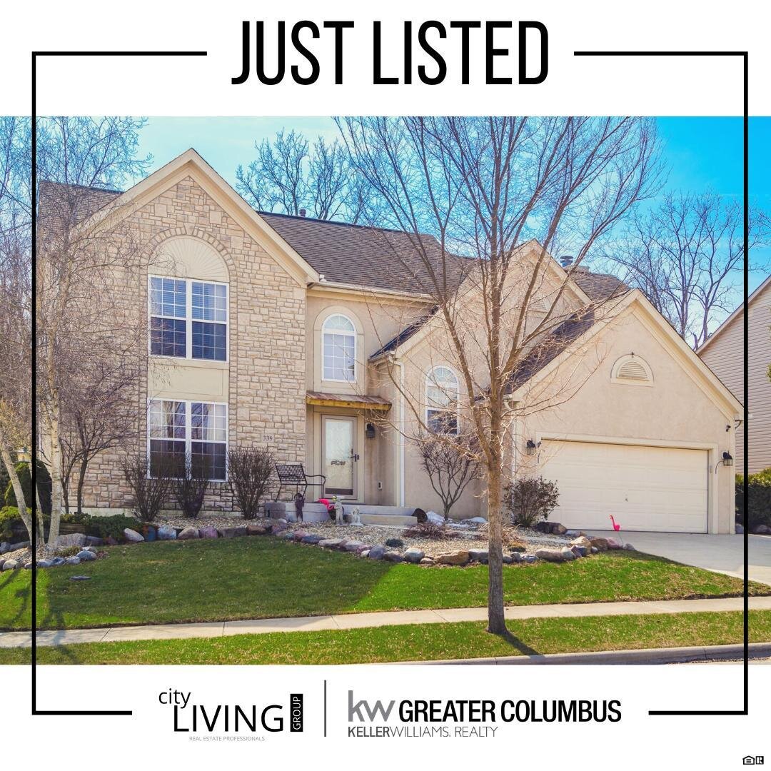 Just Listed❗️ Check out this Delaware stunner with vaulted ceilings, full laundry room,  wooded views from the large back patio! Join us Sunday from 1-3 for an #openhouse ⠀
⠀
📍 339 Hawthorn Blvd. ⠀
Check out the link in our bio for more info!