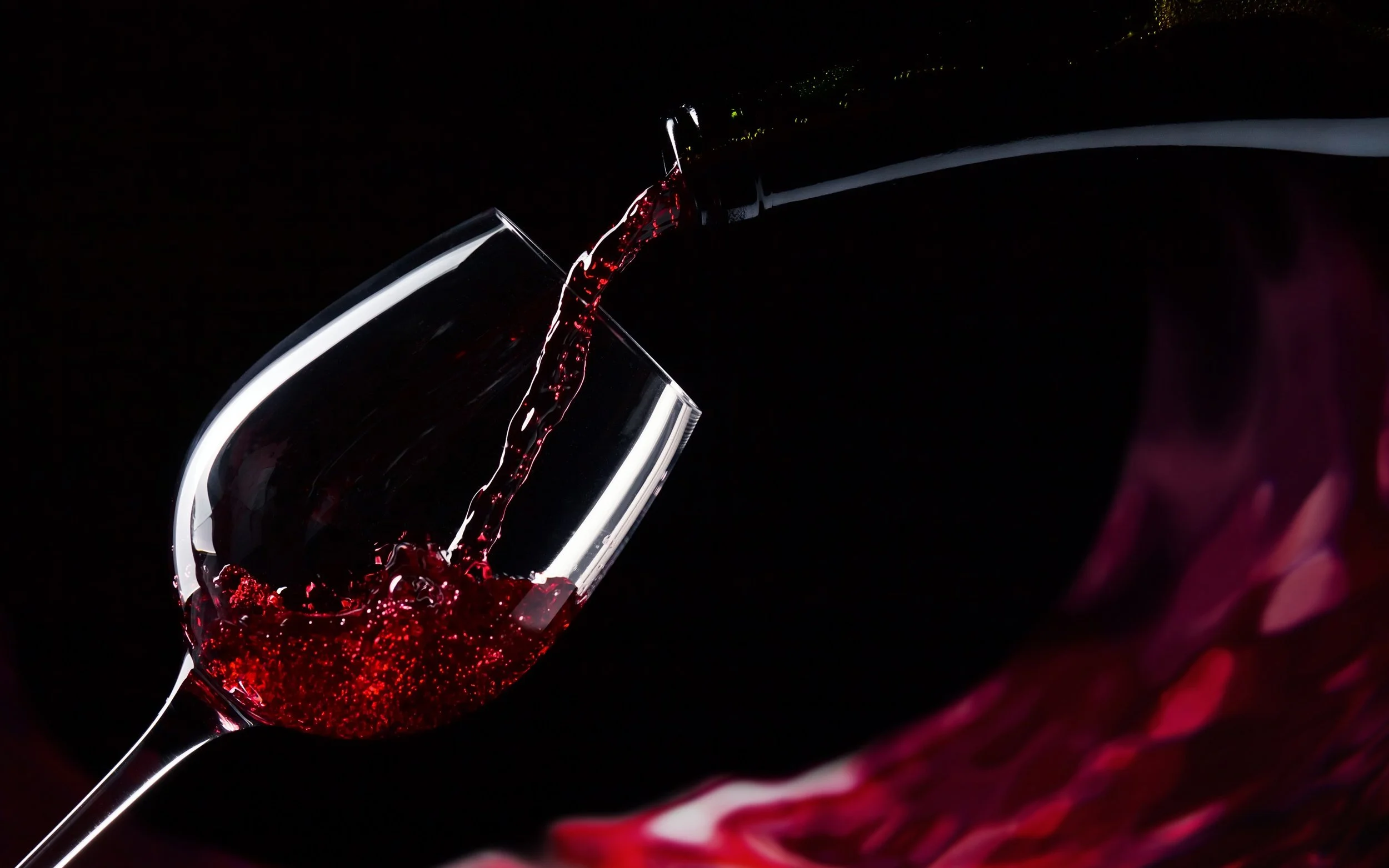 wine pour.jpg