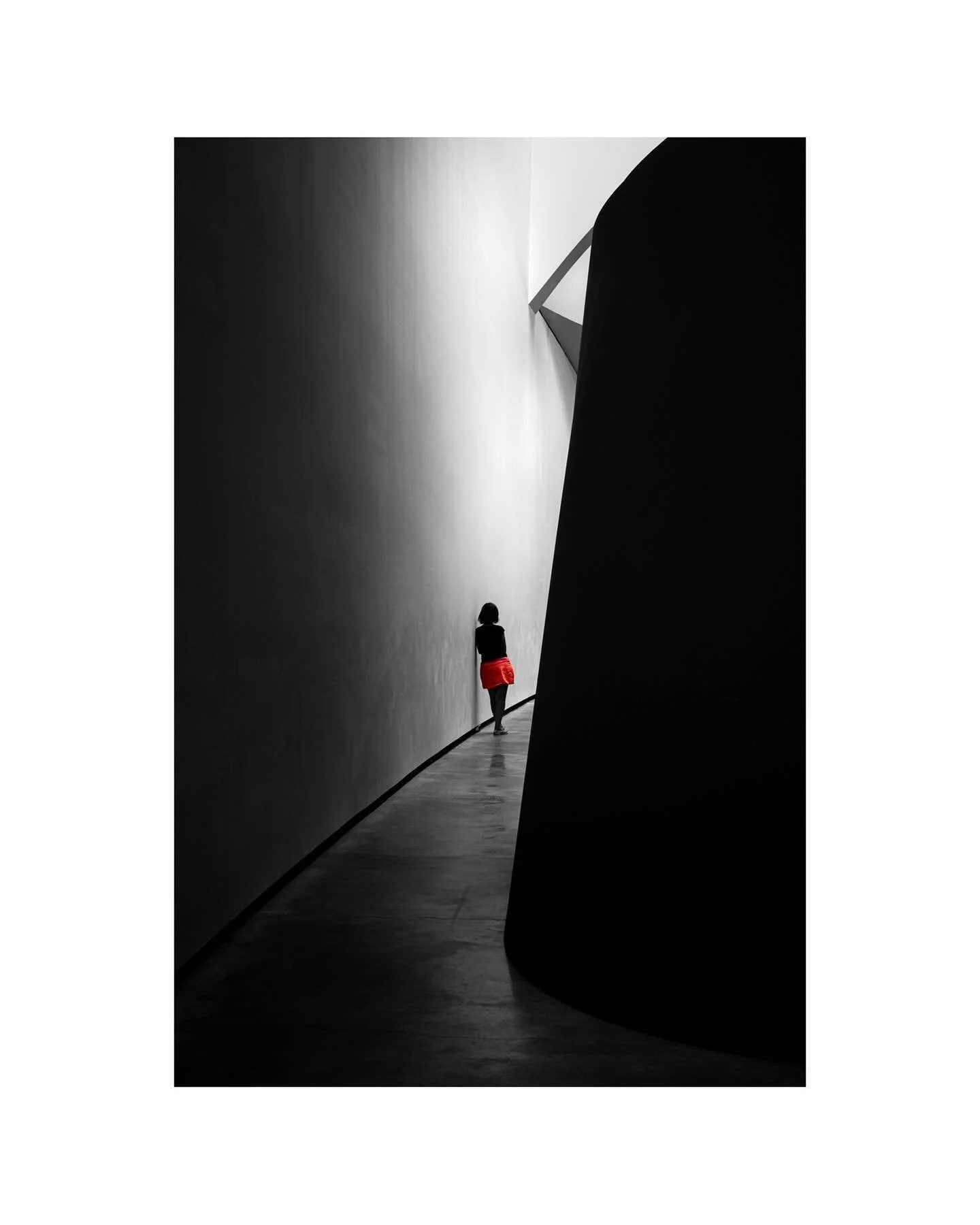 Caught in time. 
.
.
.
.
.
#pr0ject_bnw #bw_perfect #rustlord_bnw #bw_phototrip #spicollective #rsa_architecture #icu_architecture #ig_minimalist #mnm_gram #bnw_zone #bnw_greatshots #bnw_addicted #bnw_extacy #bnw_features #bnwshot_world #bnw_and_noir