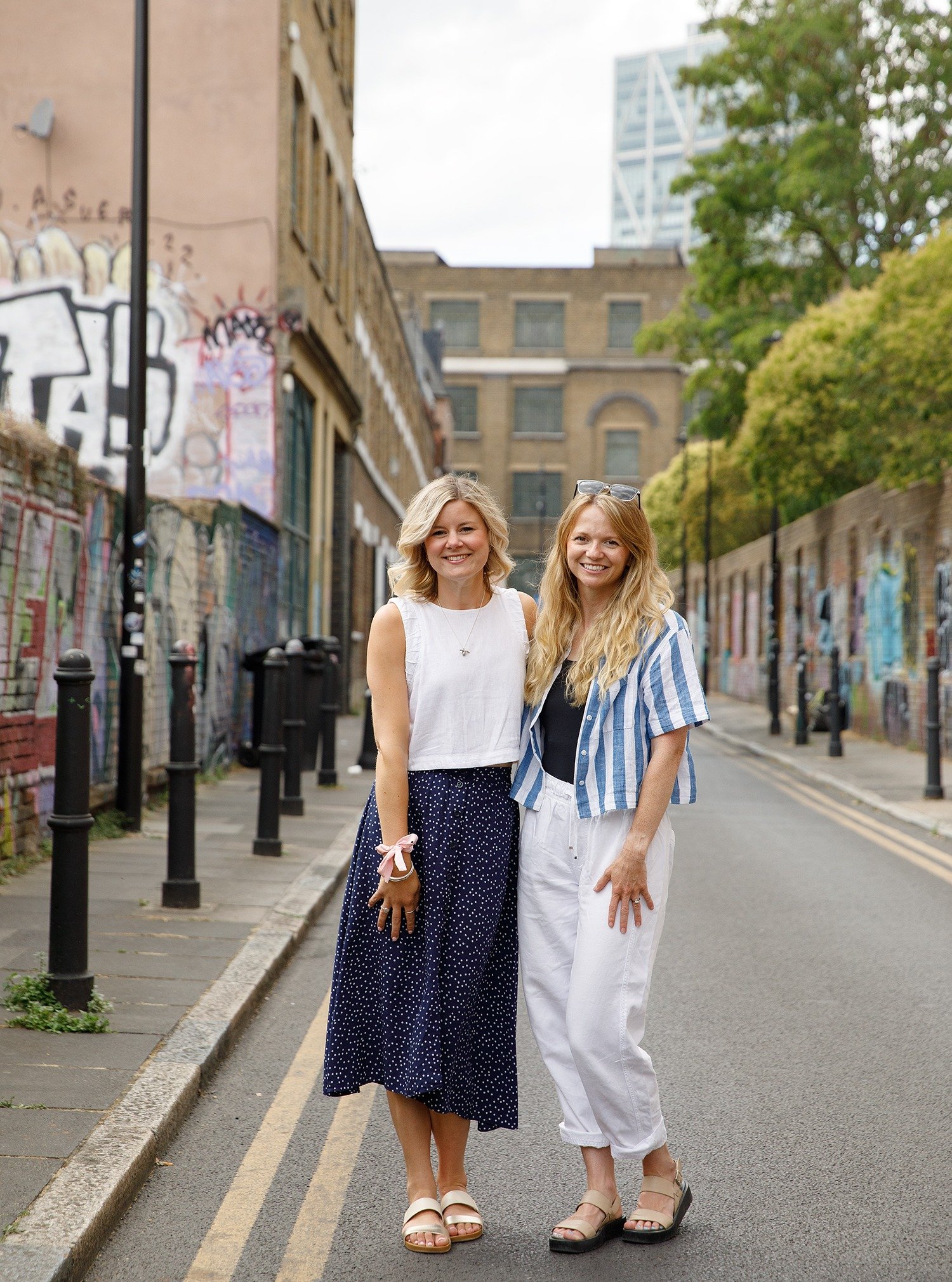 Shout out to my work wife @carlyfarrer aka @digitalmade.studio.

Not going to lie, it's a juggle: running a business, multiple clients, being a mother, being a friend. Couldn't do it without Carly.

We met when I wandered into @dewsign looking for a 