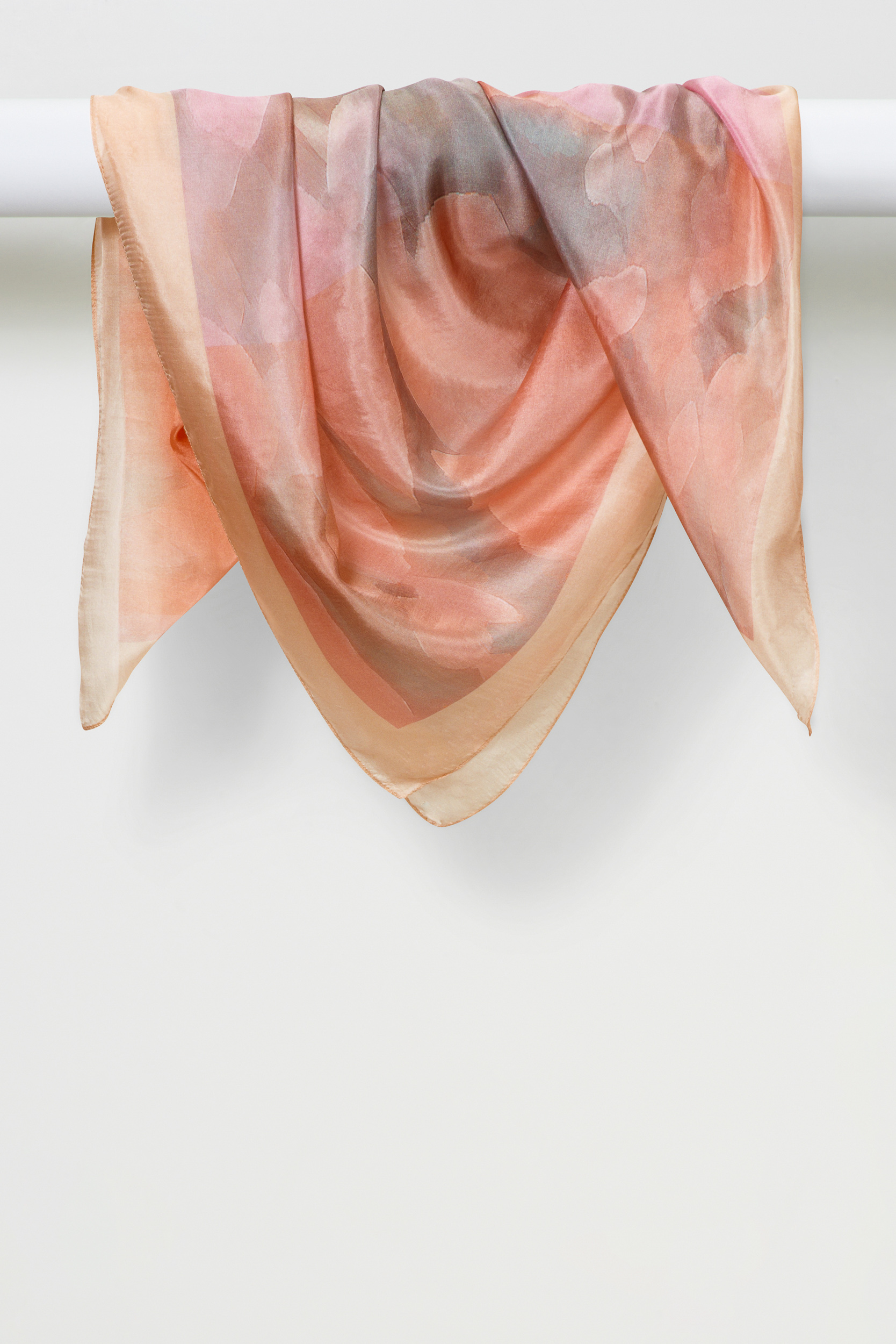 Watercolors_3Panel_Peach_Scarf 23B.jpg