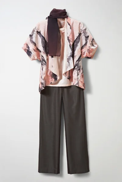 Look 1A.jpg