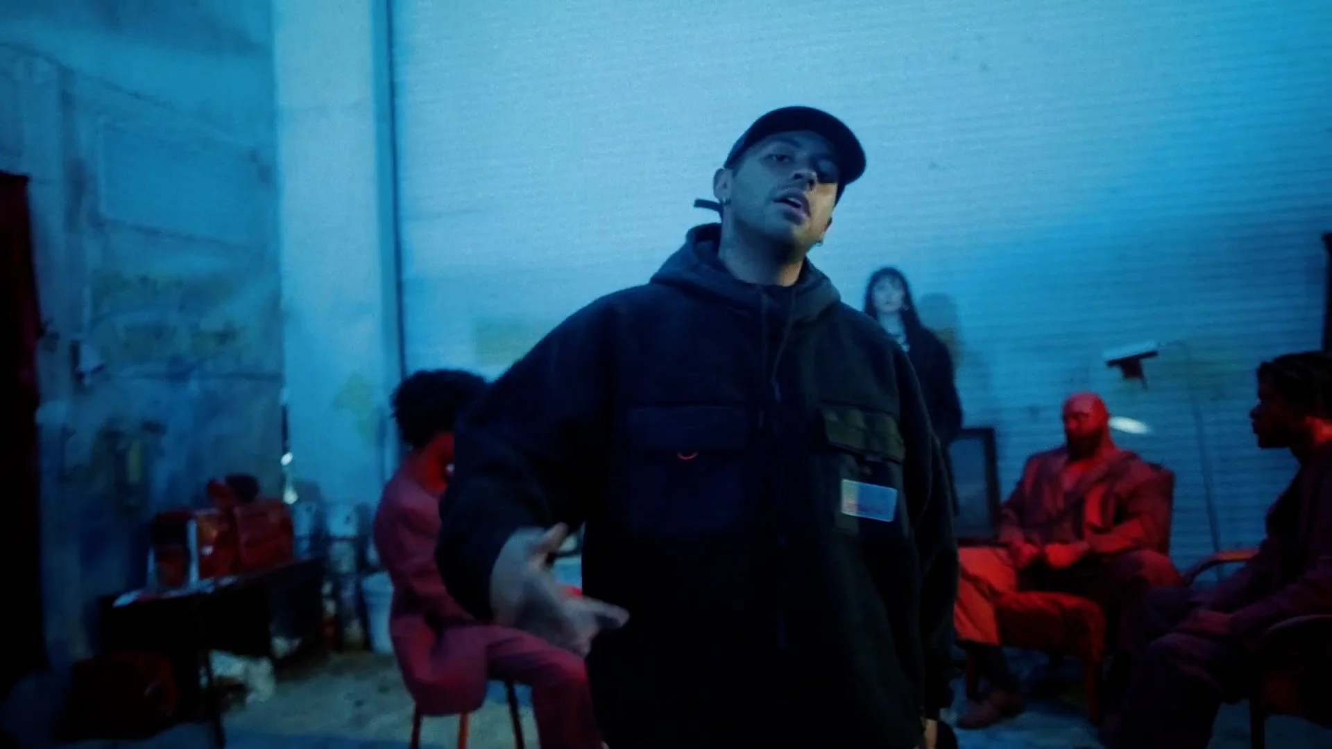 yt5s.com-Feid, Sky Rompiendo - CHIMBITA (Video Oficial)-(1080p).mp4.00_00_25_03.Still001.jpg