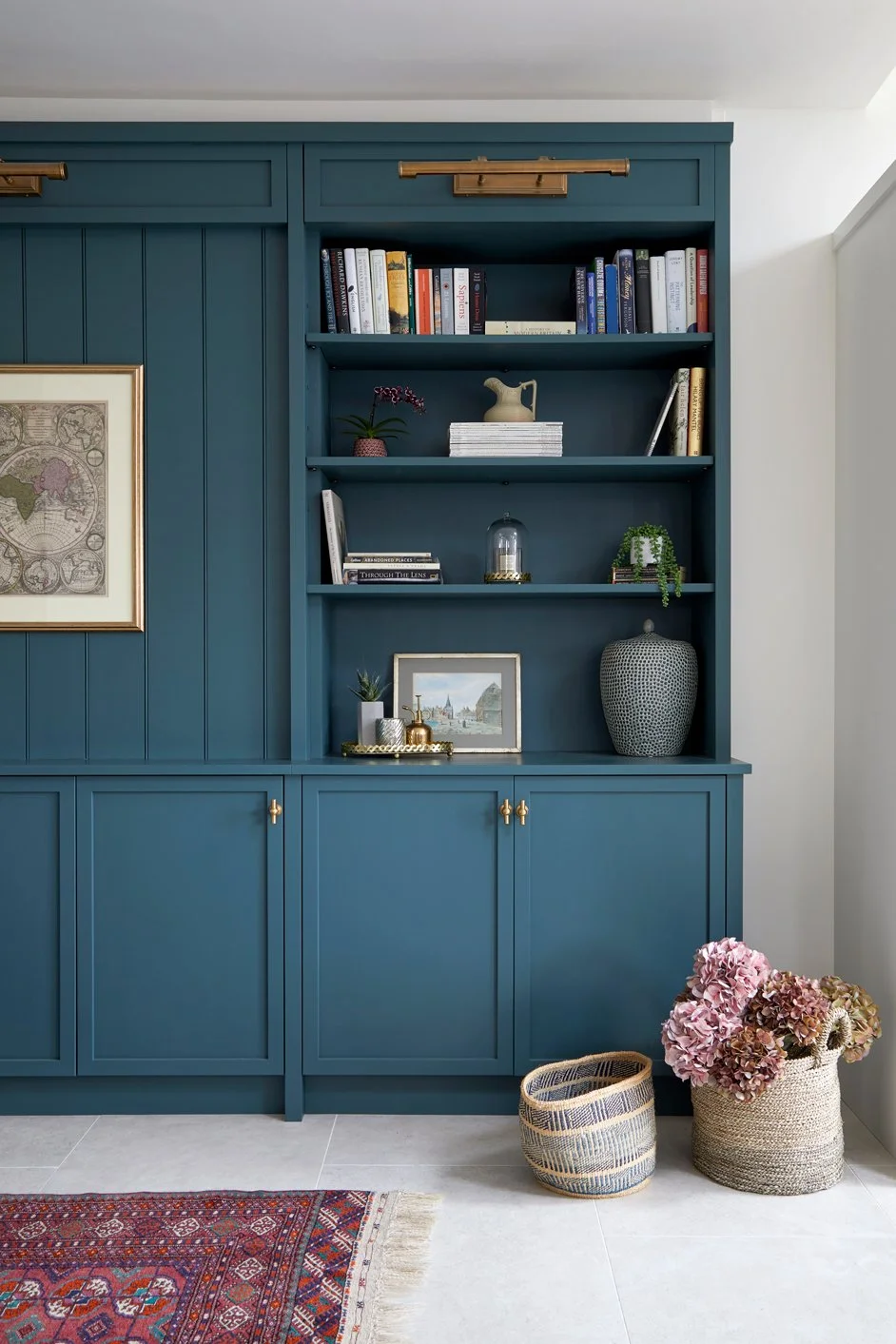Fitted library shelving alison anderson interiors OxLane-127 copy.jpg