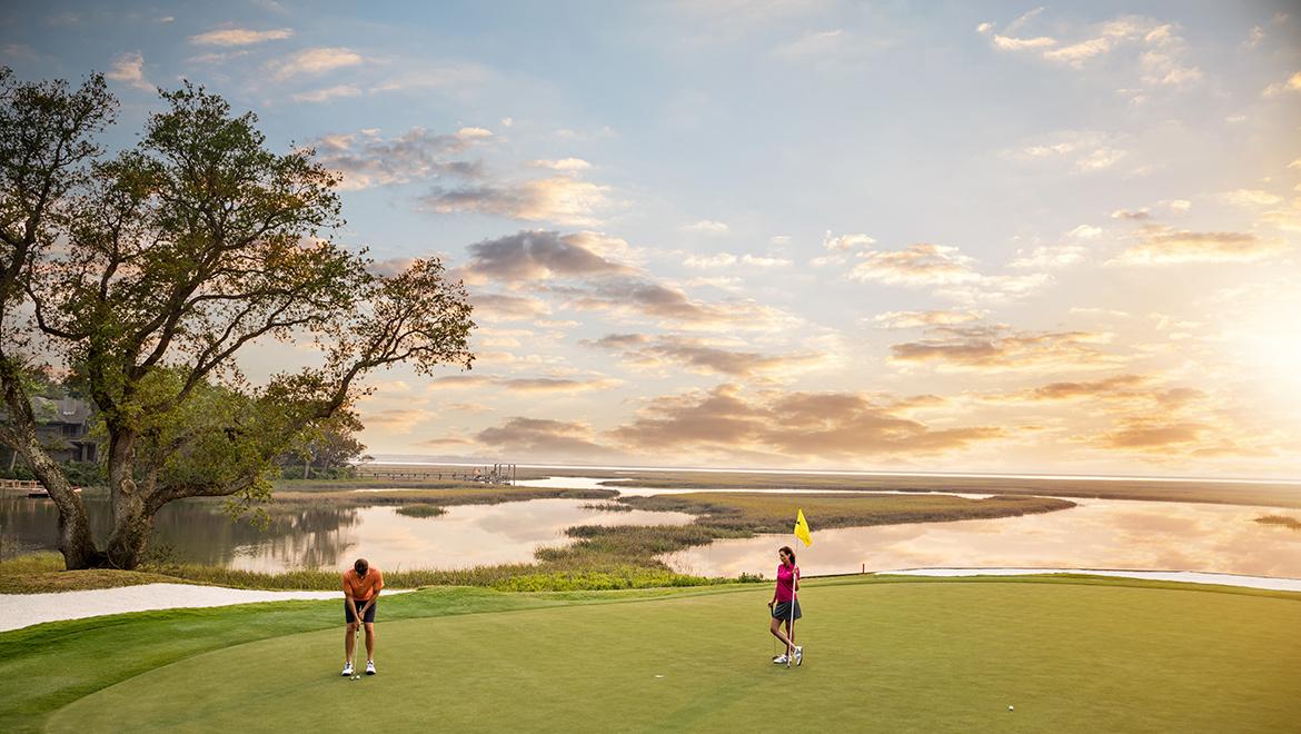 aiprst-omni-amelia-island-plantation-resort-golf-marsh-couple.jpg