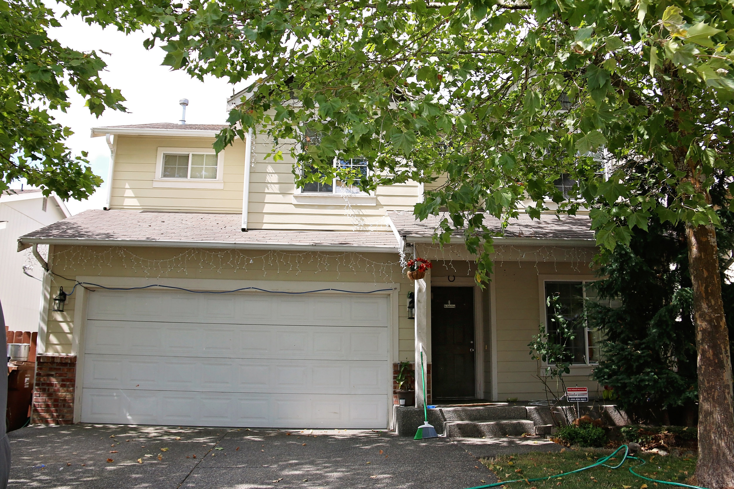 Exterior- Full Maintenance Services (Before)