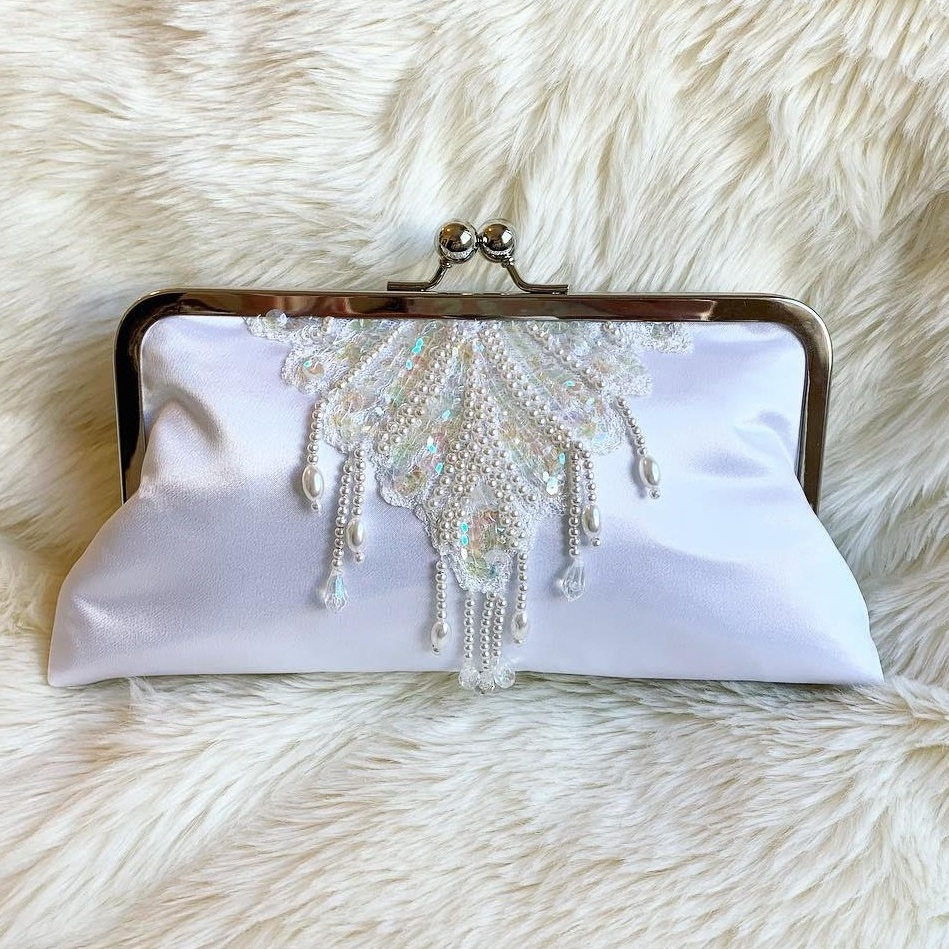 Great Gatsby Style Bridal Clutch Bag in Ivory Lace With Rhinestone  Detailing, off White Crystal and Pearl Clutch, Great Gatsby Style Wedding -  Etsy