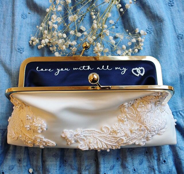 The inside is always as meaningful ✨ this clutch consists of heirloom fabrics on the outside (a mother’s wedding dress) and a special inscription for the bride along with pearl hearts that were a part of the mother’s garter 💕
.
.
.
#heirloom #weddin