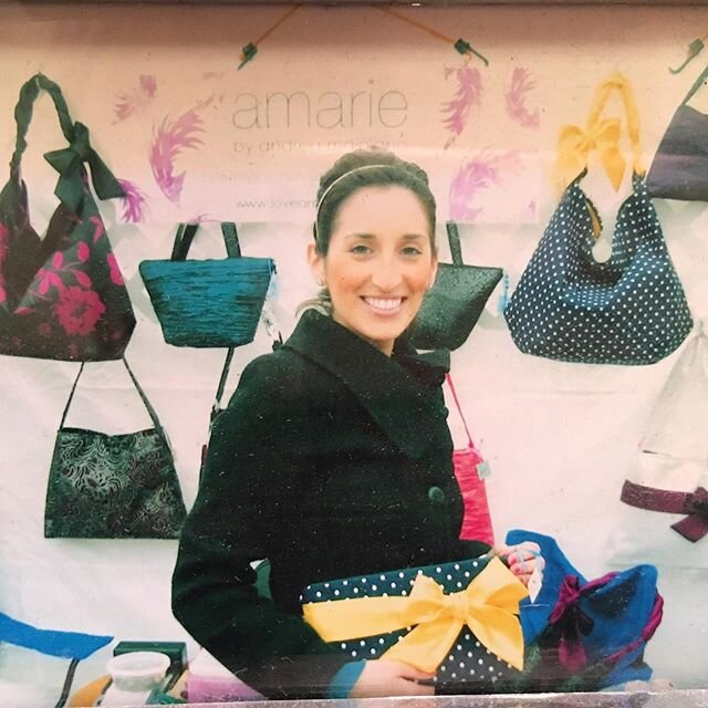 Just a little throwback to my first craft show in 2008! Before I made bridal heirloom clutches and keepsake gifts, I pretty much ran my own department store of all types of our handmade bags in different styles! 🎀👛
.
.
.
#womeninbusiness #hobokenbu