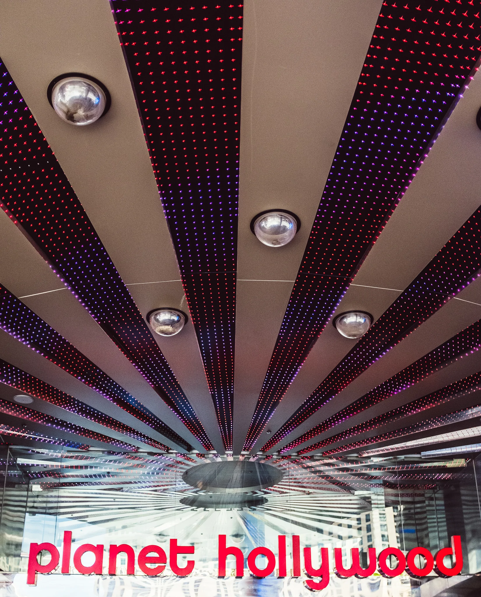 This is where you Vegas. π²π°π₯π―ββοΈ