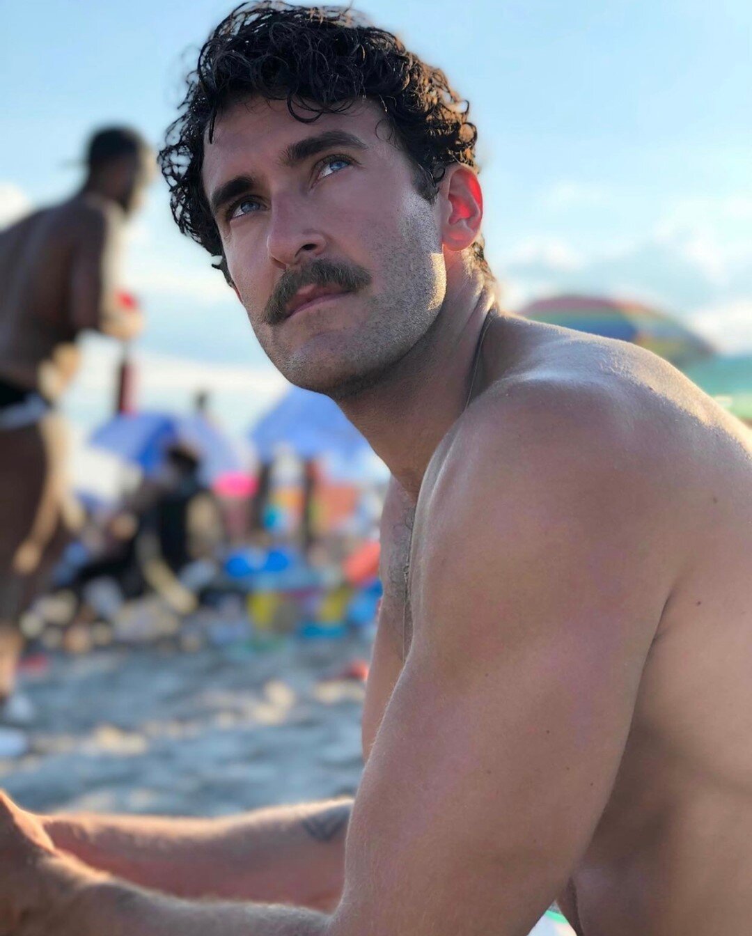 Life takes you down many paths, but the best ones lead to the beach. 🏖️ The Cast's ever handsome @adamant9 is soaking up the sun (and we're super jealous).