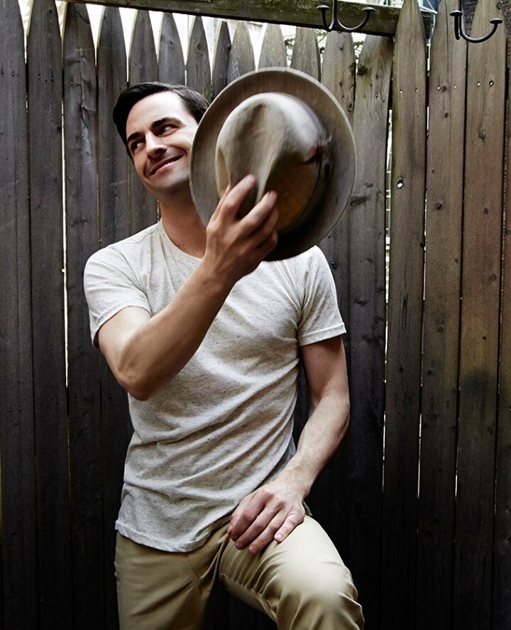 How can you resist the charm of the multi-talented and handsome, Max Von Essen? ⁠#saturdaystyle
