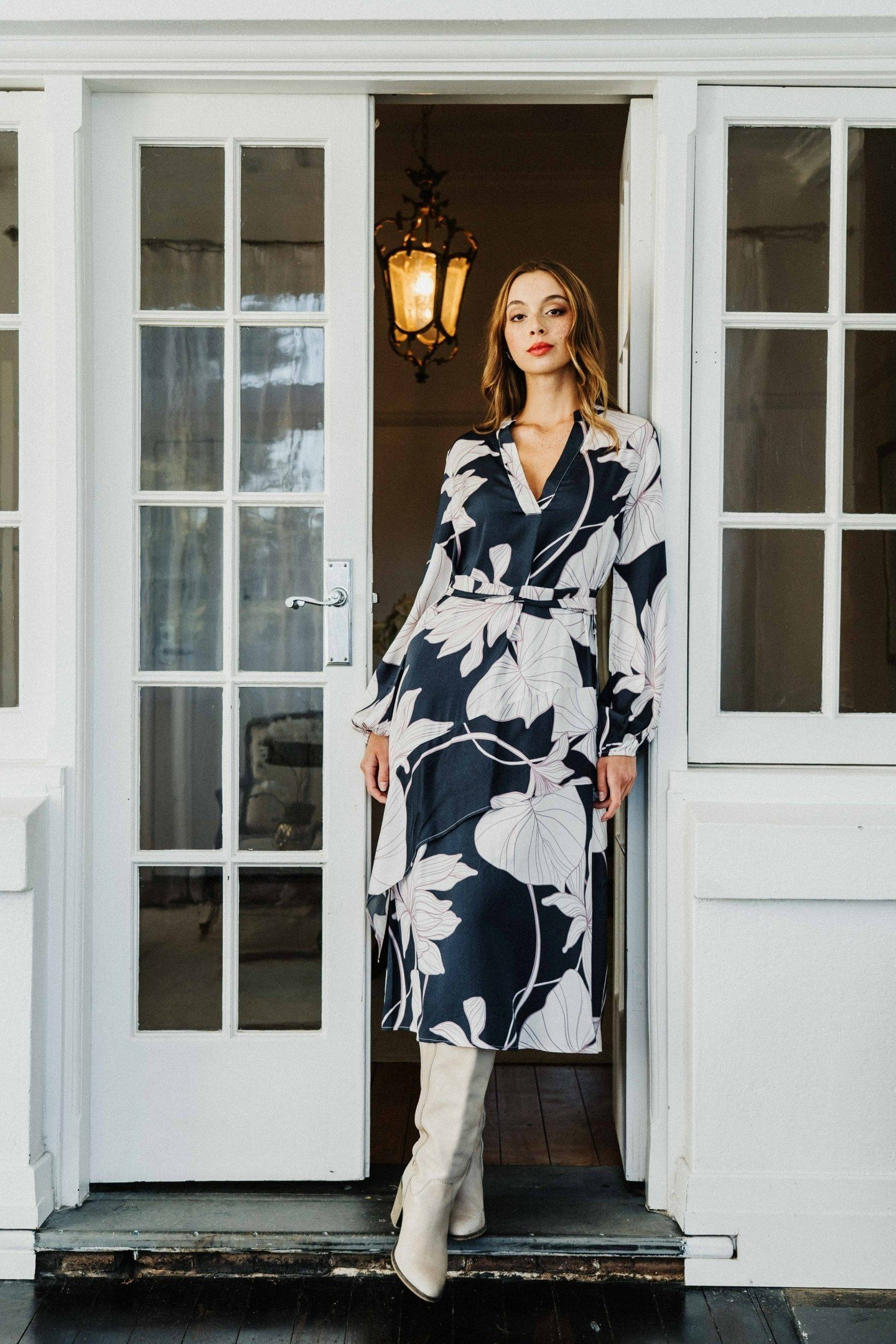 We're all a bit in love with this new Bettina Dress 👗

The print, the cut and the subtle off-body fit are simply stunning. This effortlessly chic dress is designed for easy wear, comfort and versatilely.

Arlington Milne spoils us with their timeles