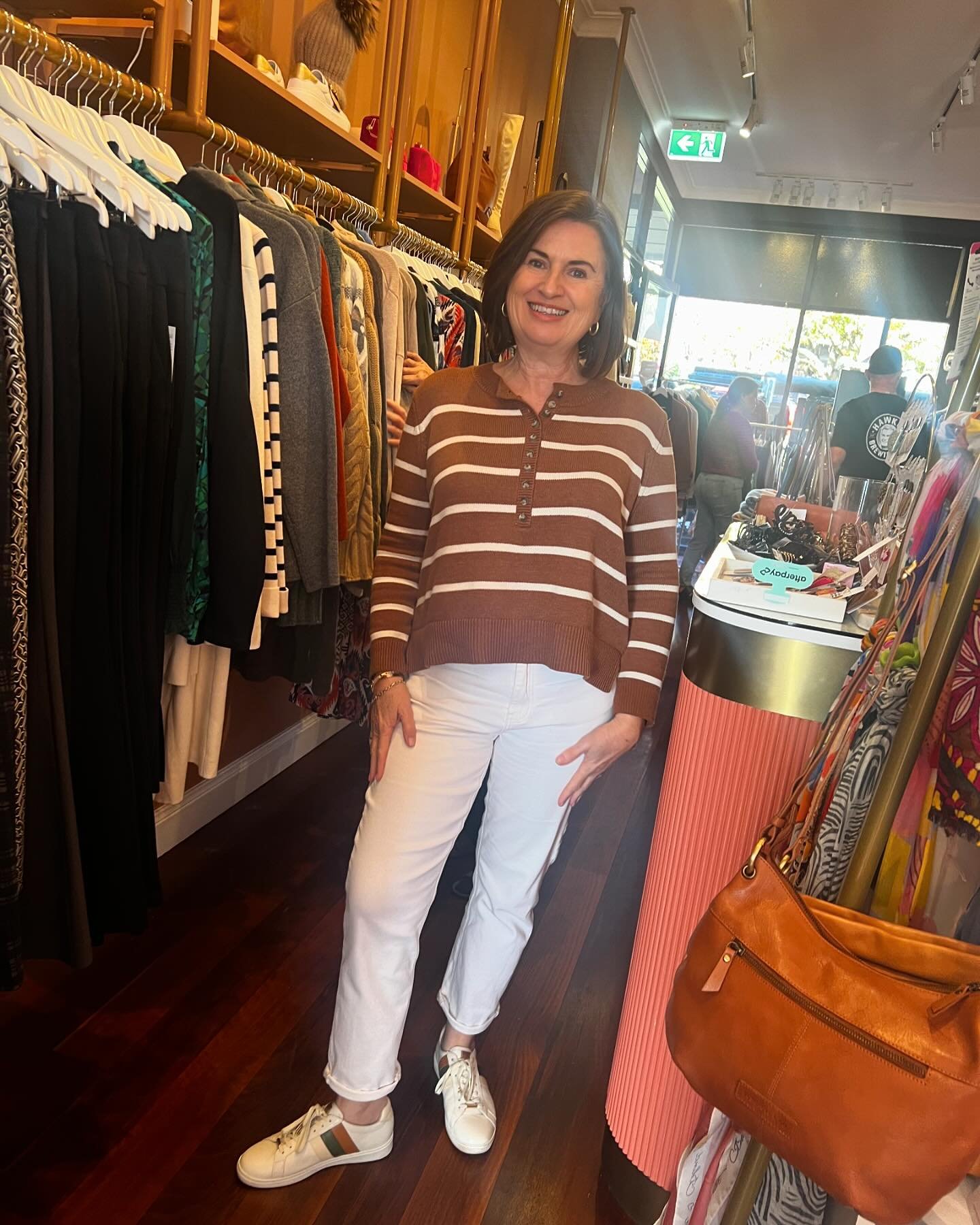 Gerri pulls off the effortless style with the perfect blend of comfort and class with her Maxted Brenton Henley jumper and Kireina Rose jeans. 

Crazy Saturdays in store requires comfort and confidence.
How good does she look? 

#casualchicgoals #cas