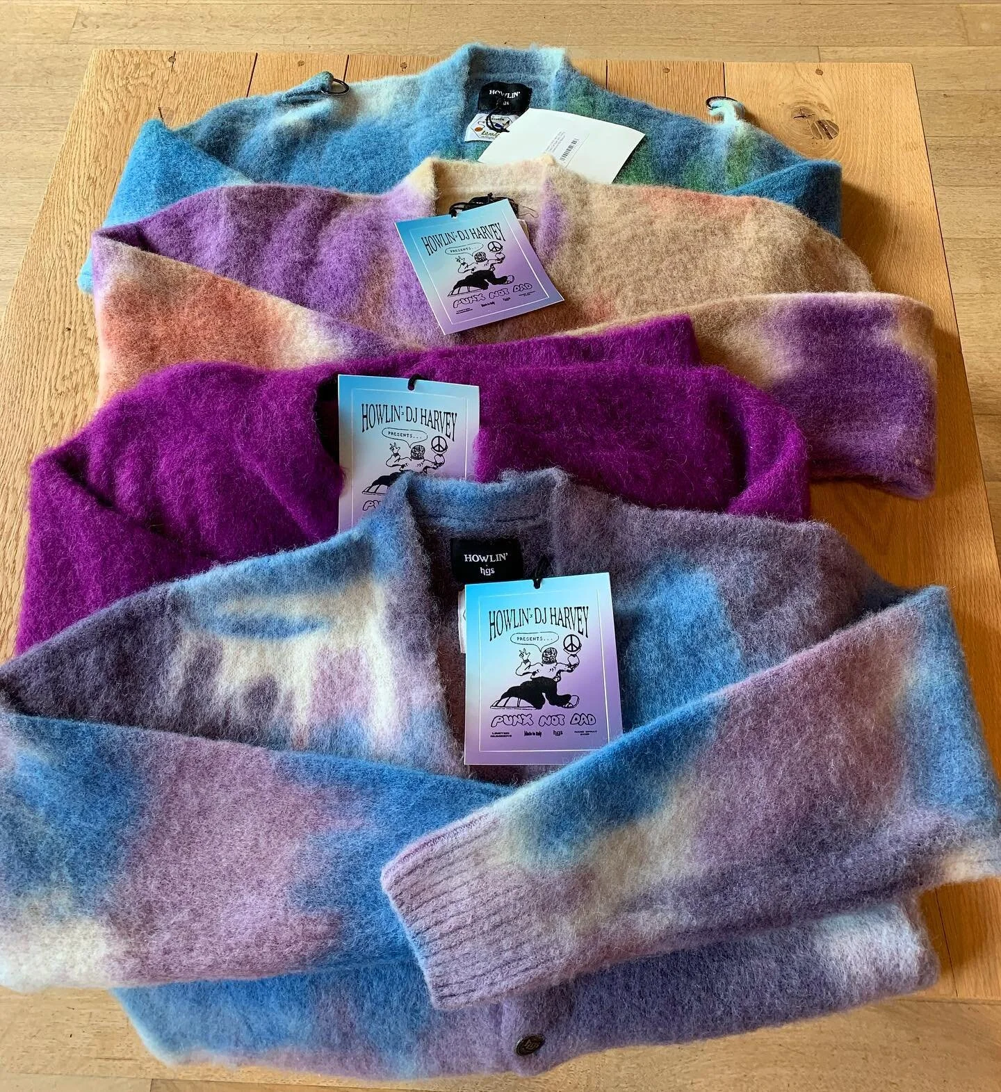 WOW actual cardigan dreams! 💜🤌🏽🤌🏽🤌🏽