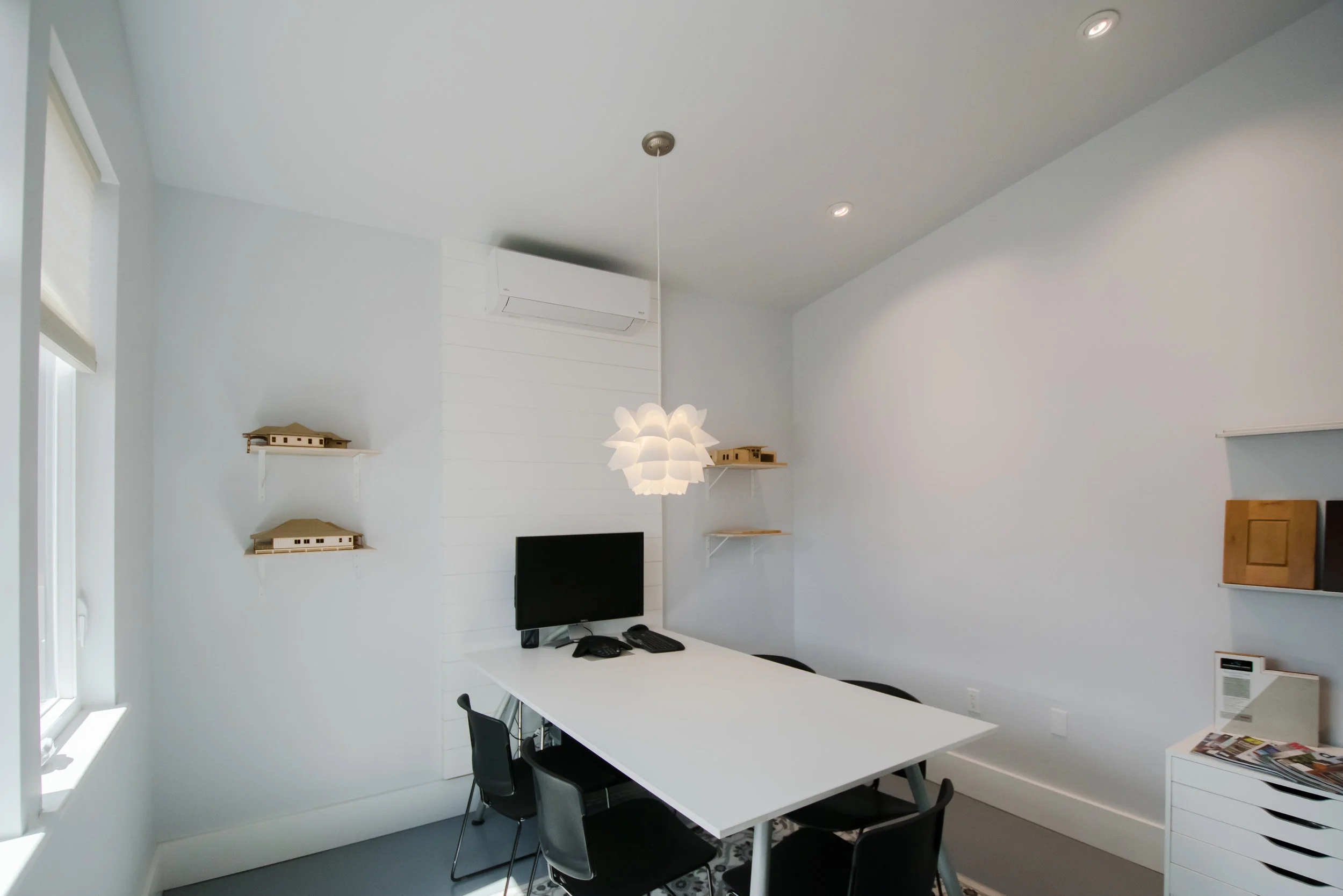 CR Design + Construction | Conference Room