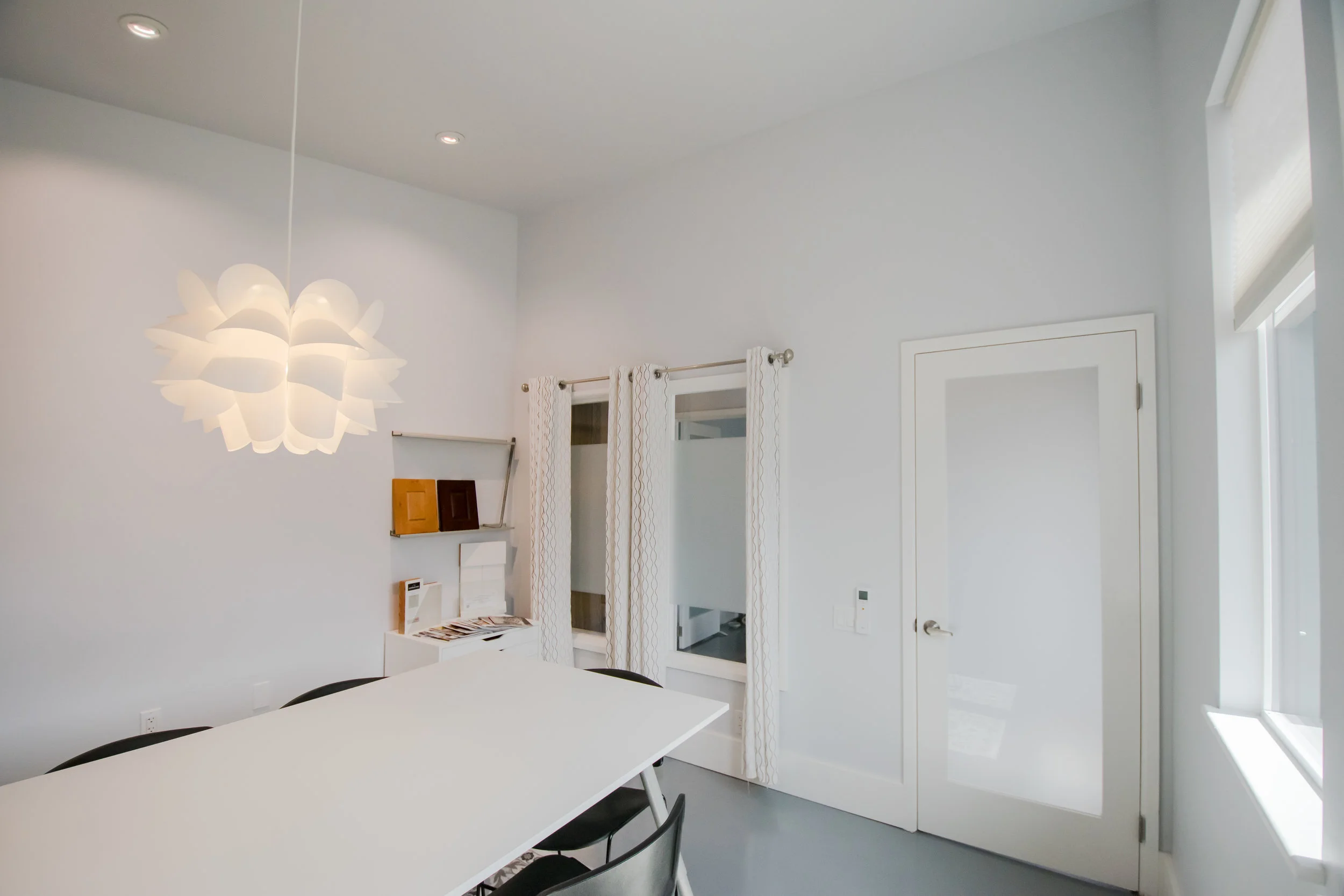 CR Design + Construction | Conference Room