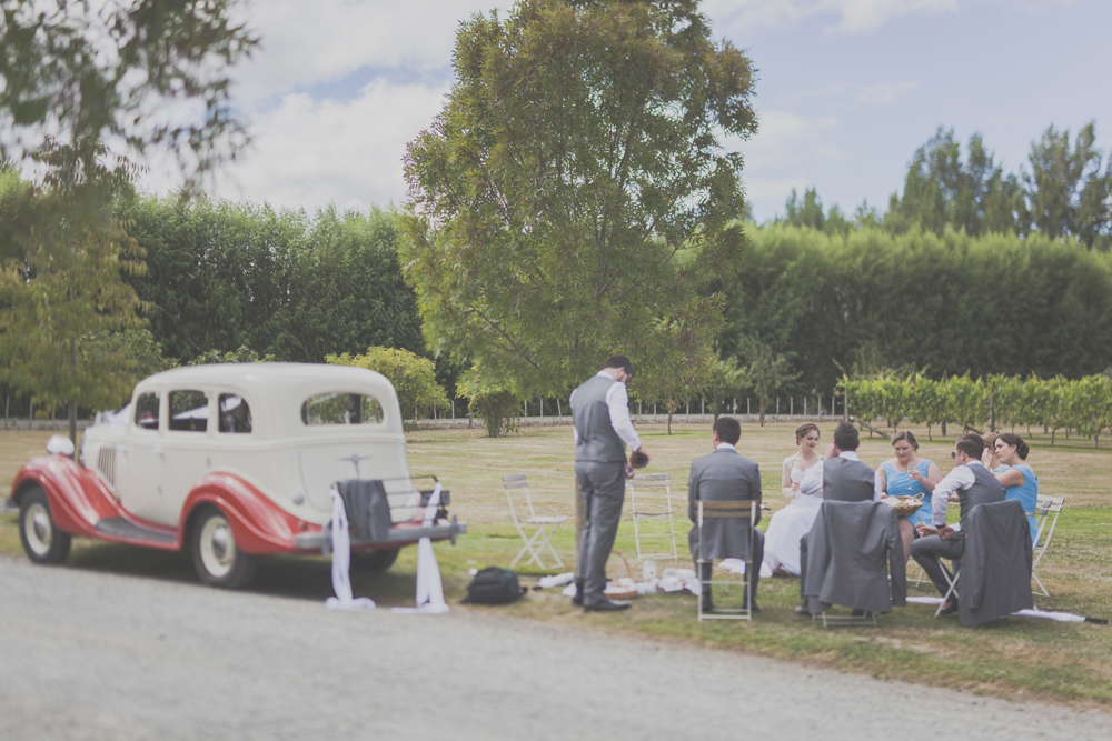 How to plan a stress-free and happy wedding day