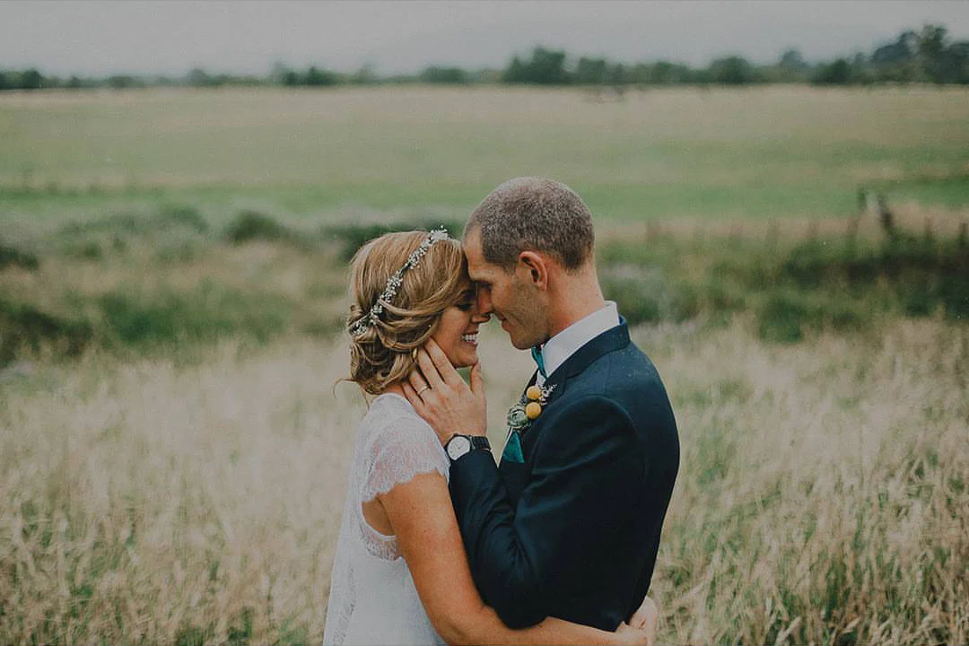 3 REASONS FOR A FIRST LOOK