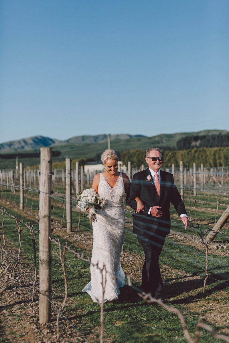 Sarah_McEvoy_Poppies_Martinborough_Wedding_001-1.jpg