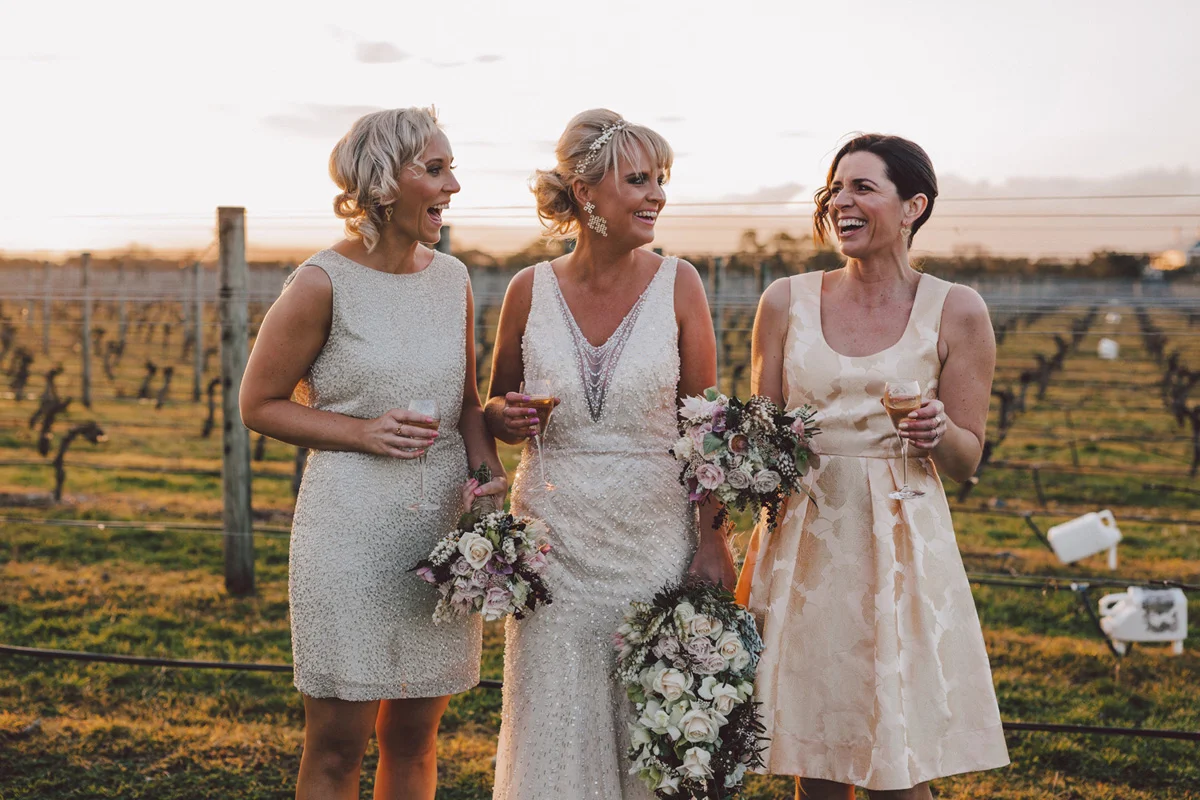 Sarah_McEvoy_Poppies_Martinborough_Wedding_007.jpg