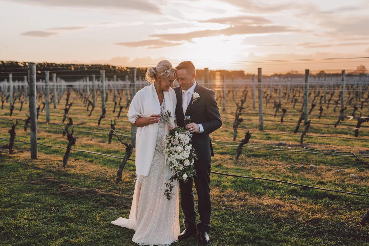 Sarah_McEvoy_Poppies_Martinborough_Wedding_010.jpg
