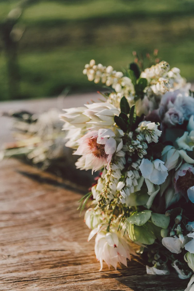 Sarah_McEvoy_Poppies_Martinborough_Wedding_016.jpg