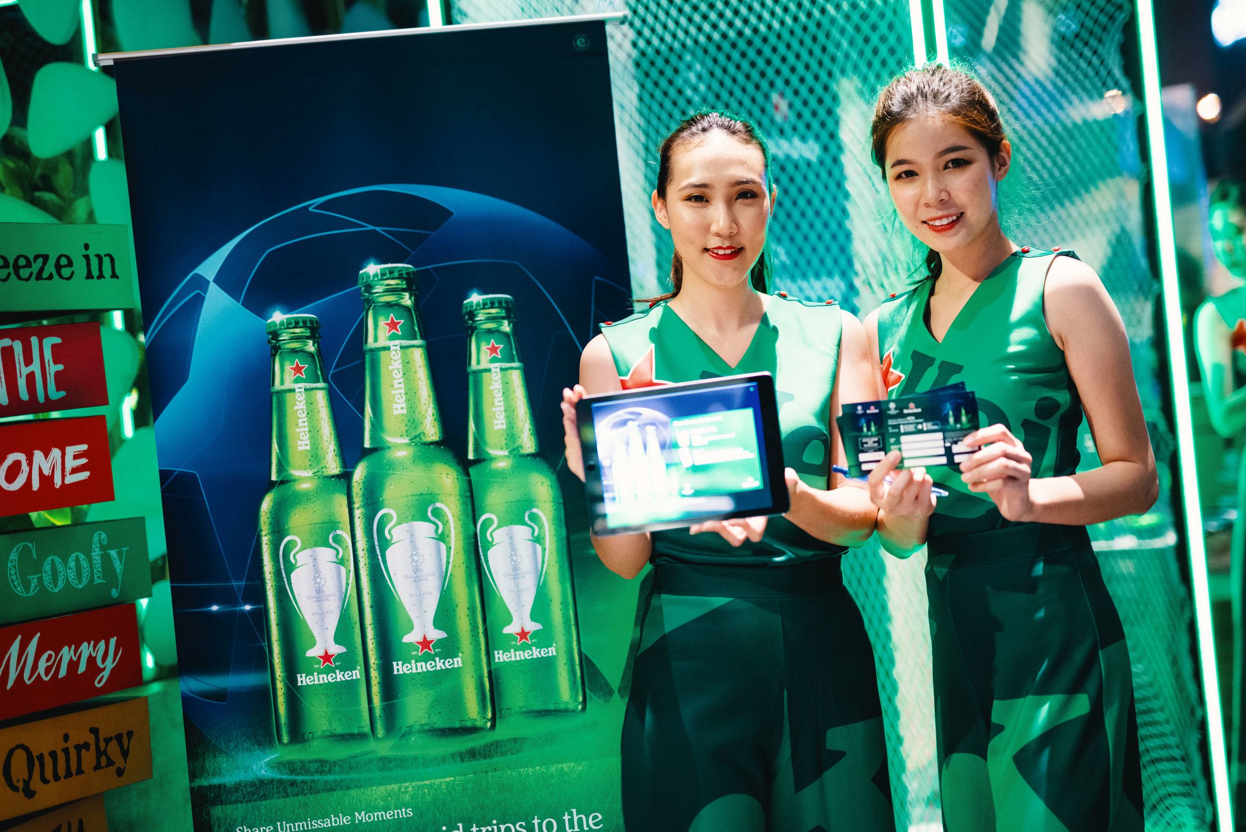 10 lucky guests also walked away with Heineken® & UEFA Champions League merchandise during the lucky draw session at Heineken® Extra-Time Zone