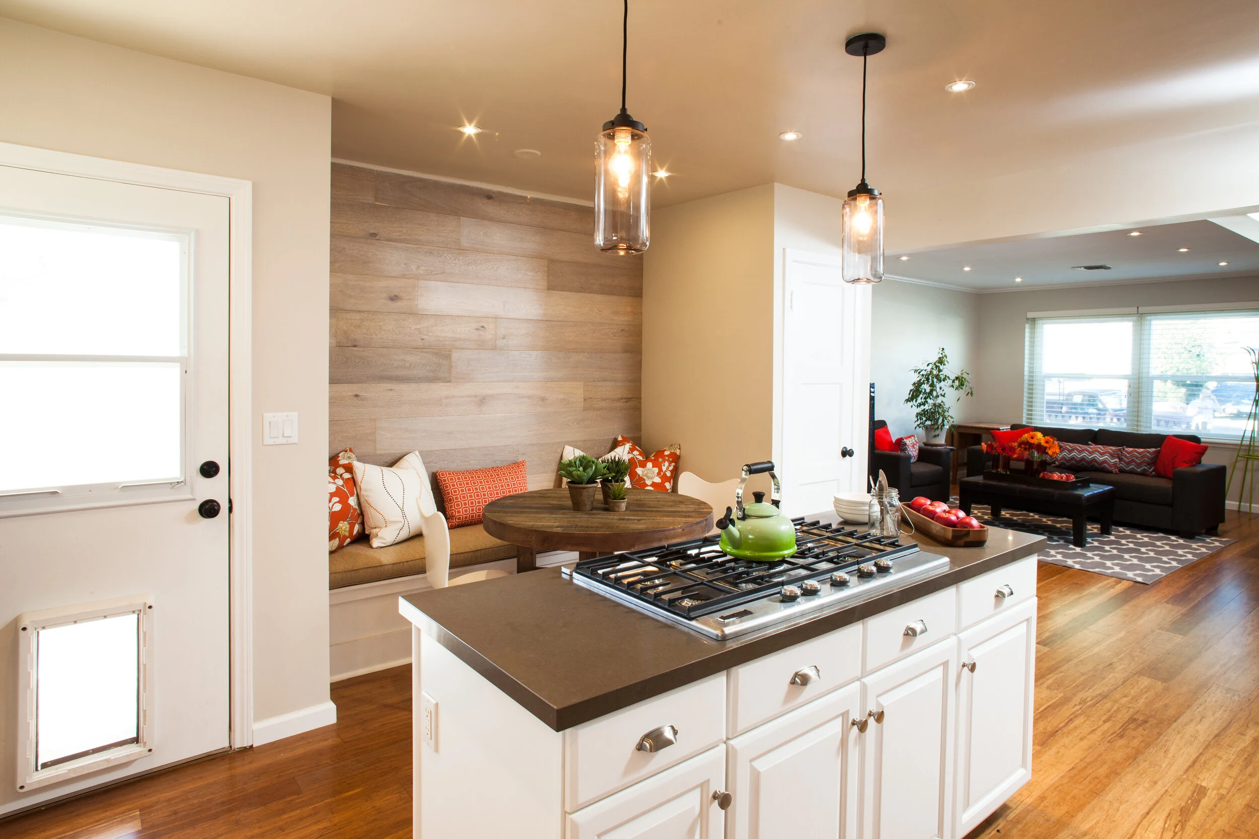 HHUTR311_125203_346403 (1).jpg